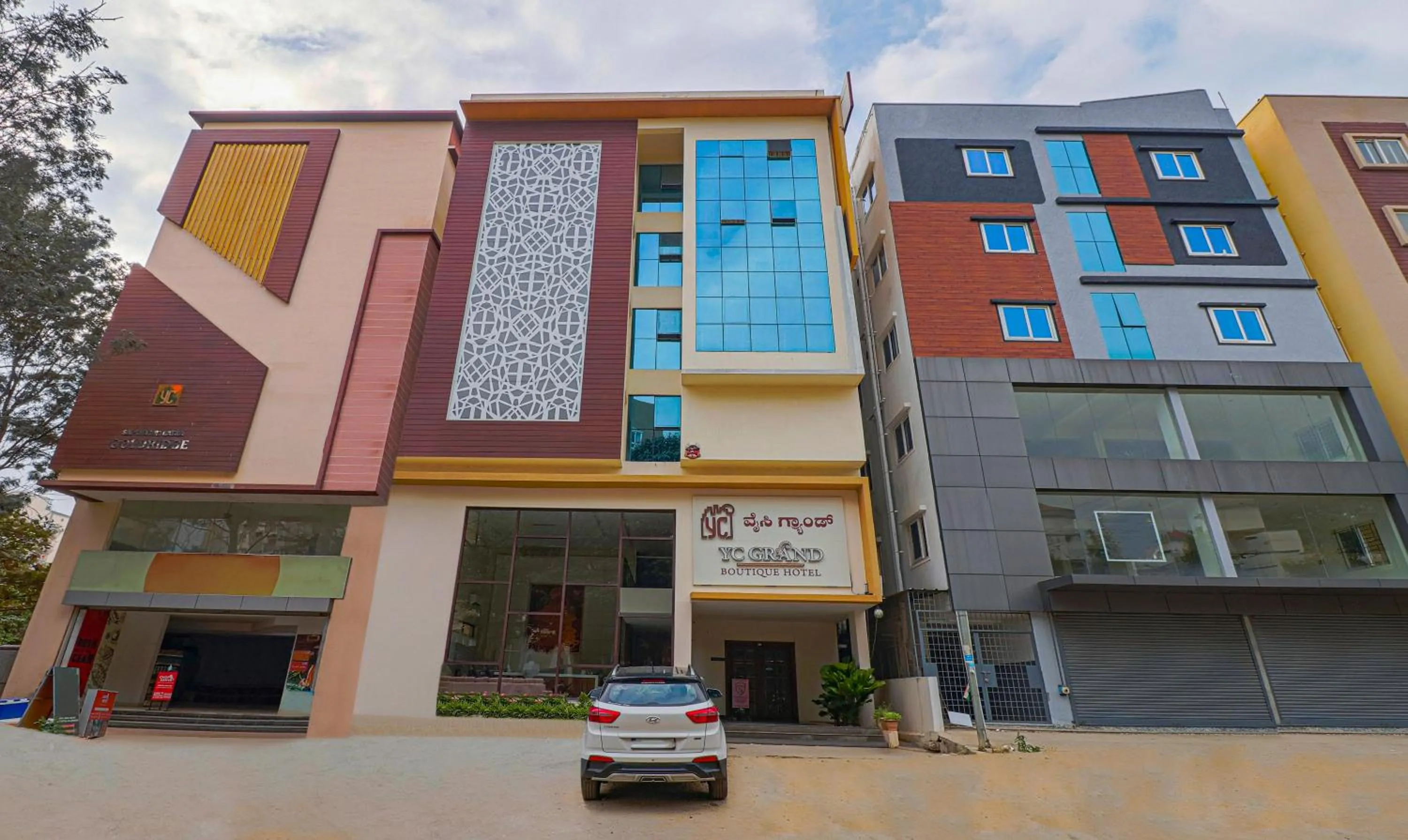 Facade/entrance in Treebo YC Grand Boutique, Electronic City
