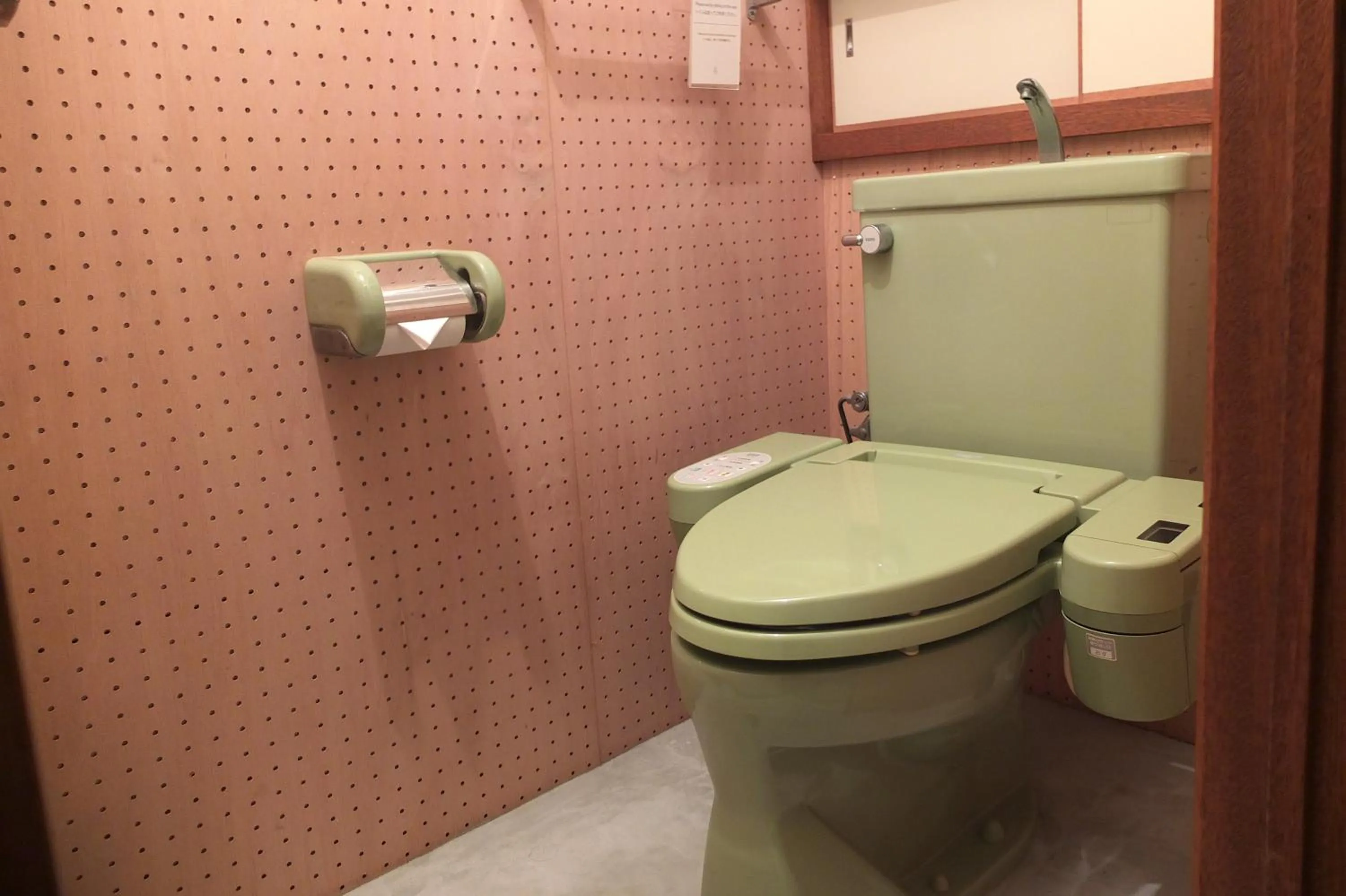 Toilet in ANY B&B+COFFEE