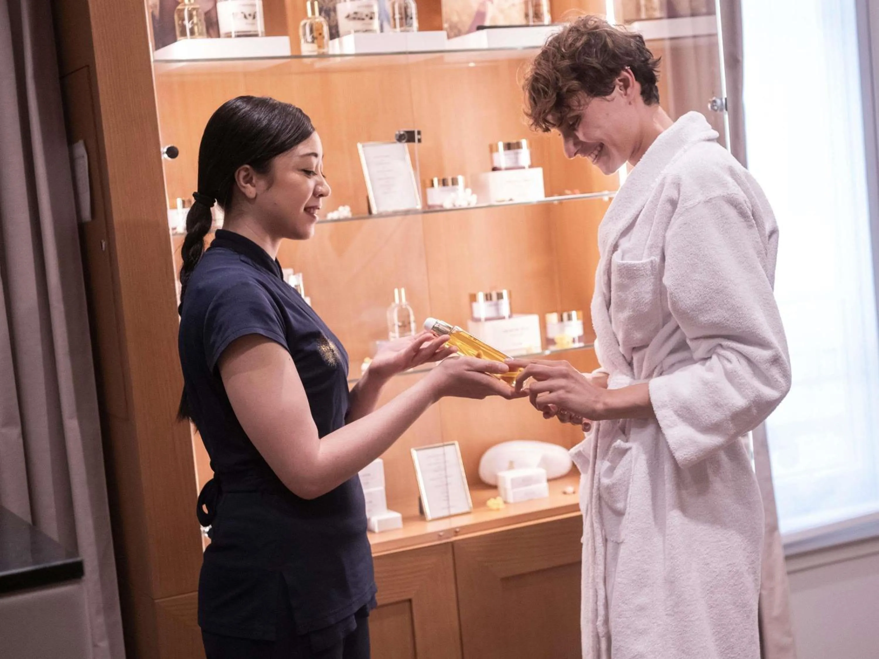 Spa and wellness centre/facilities in Mercure Paris Opera Garnier Hôtel & Spa