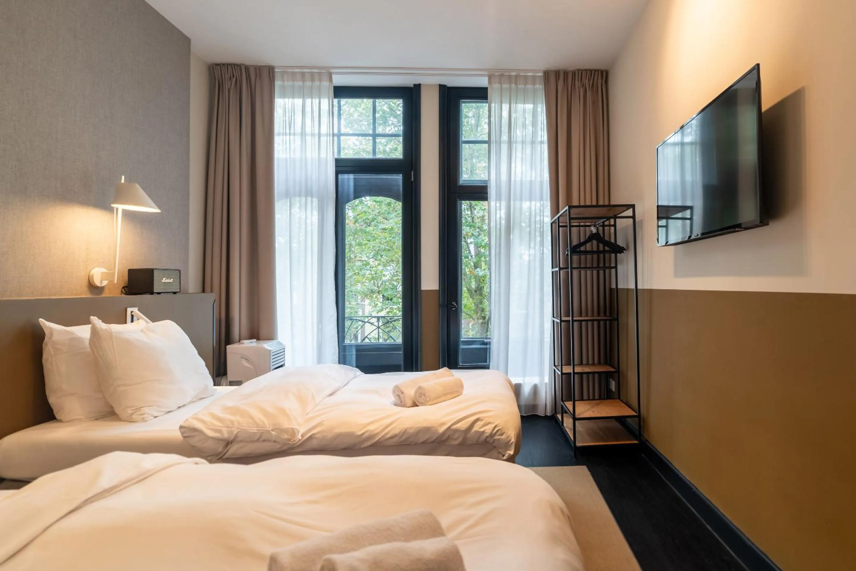 Bedroom, Bed in The Hunfeld