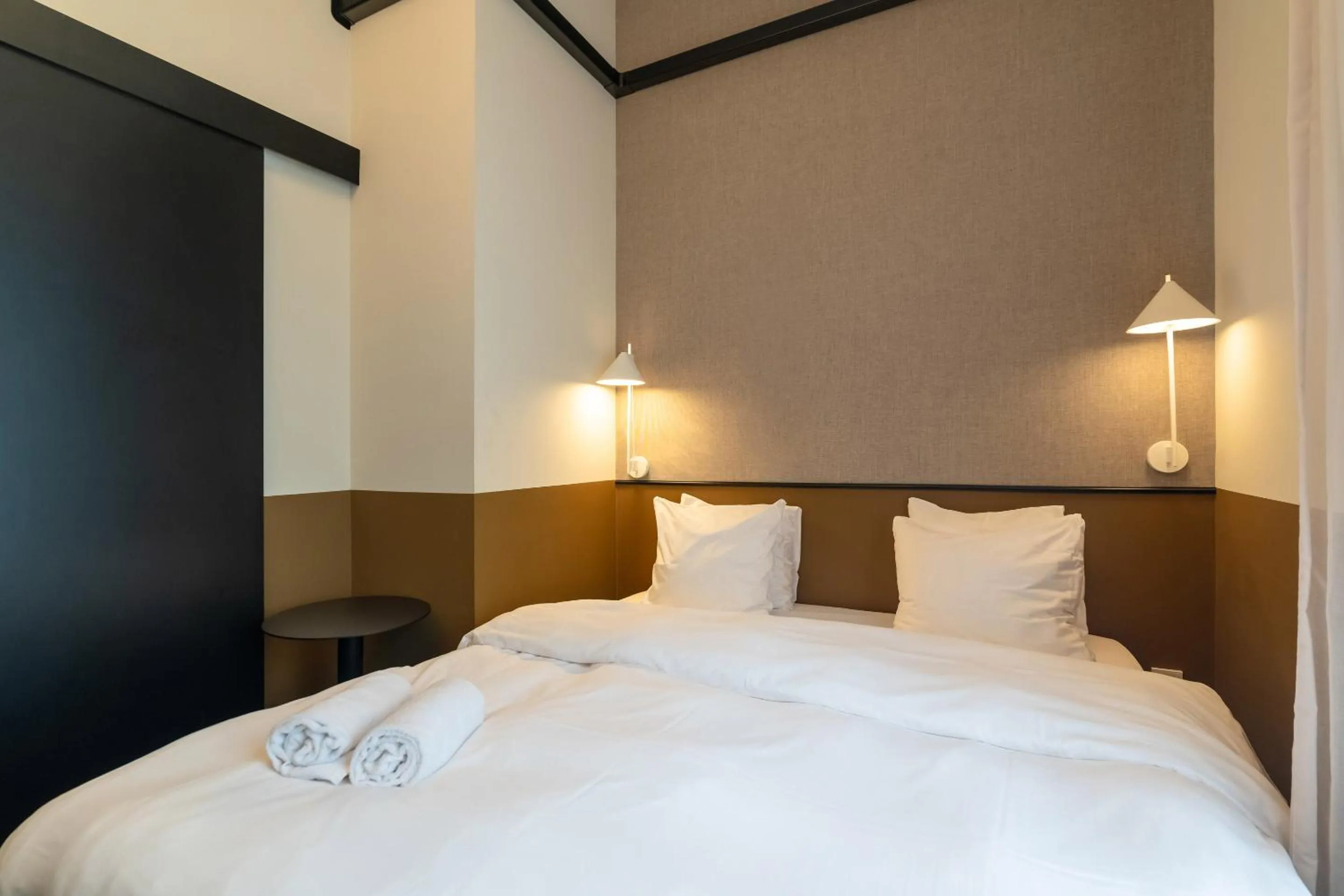 Bedroom, Bed in The Hunfeld