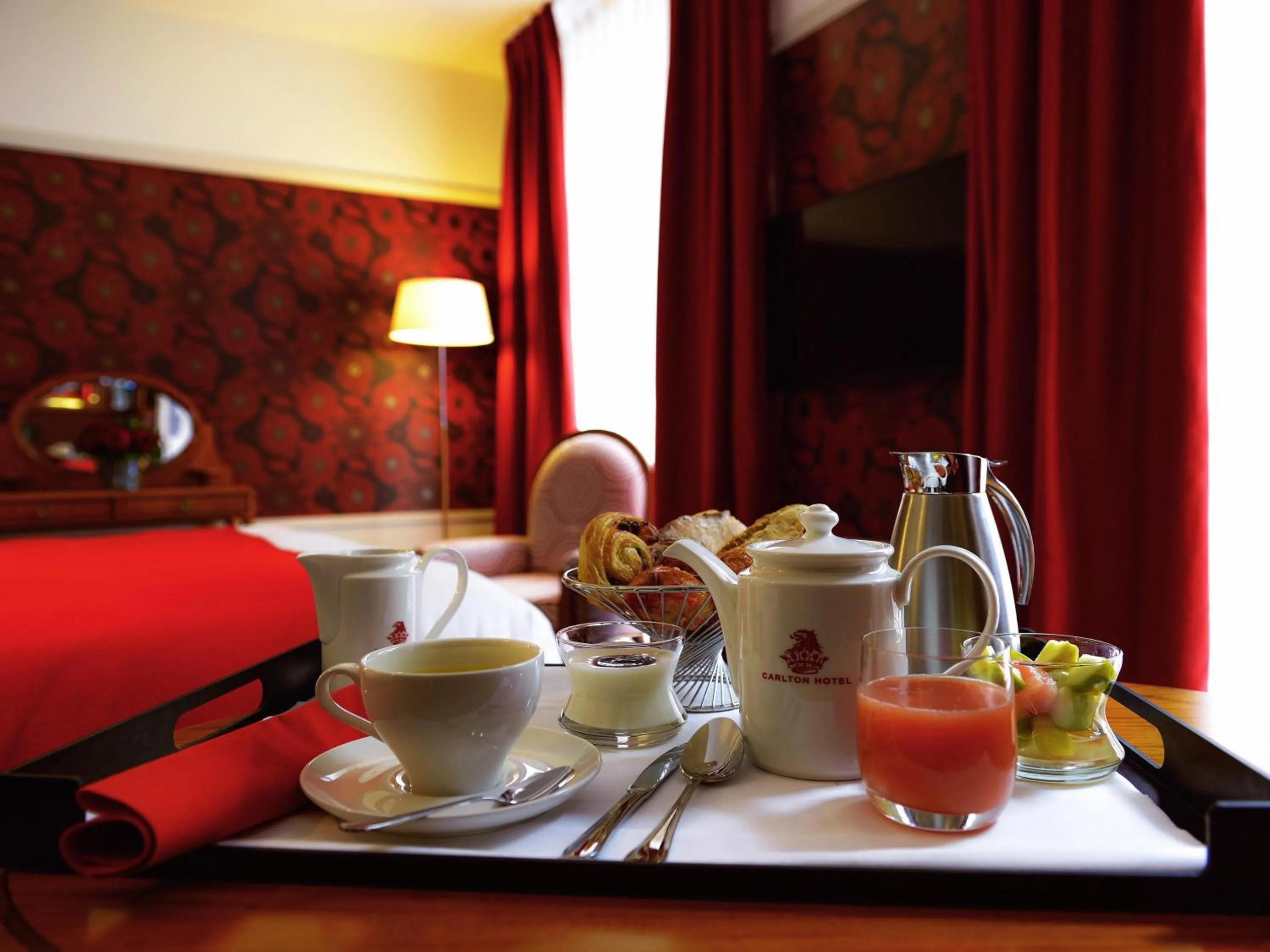 Bedroom in Carlton Hotel Lyon - MGallery Collection