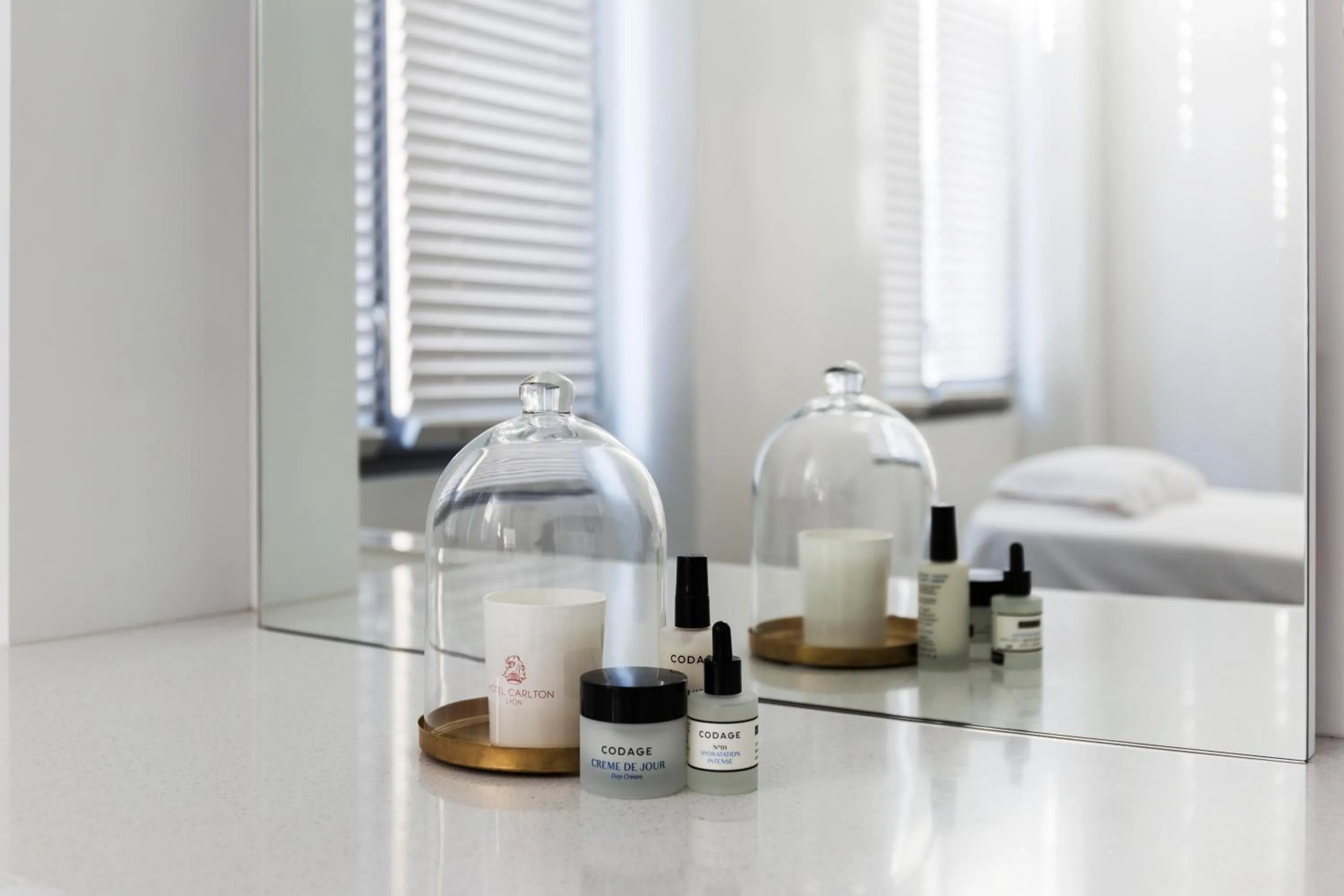 Massage in Carlton Hotel Lyon - MGallery Collection