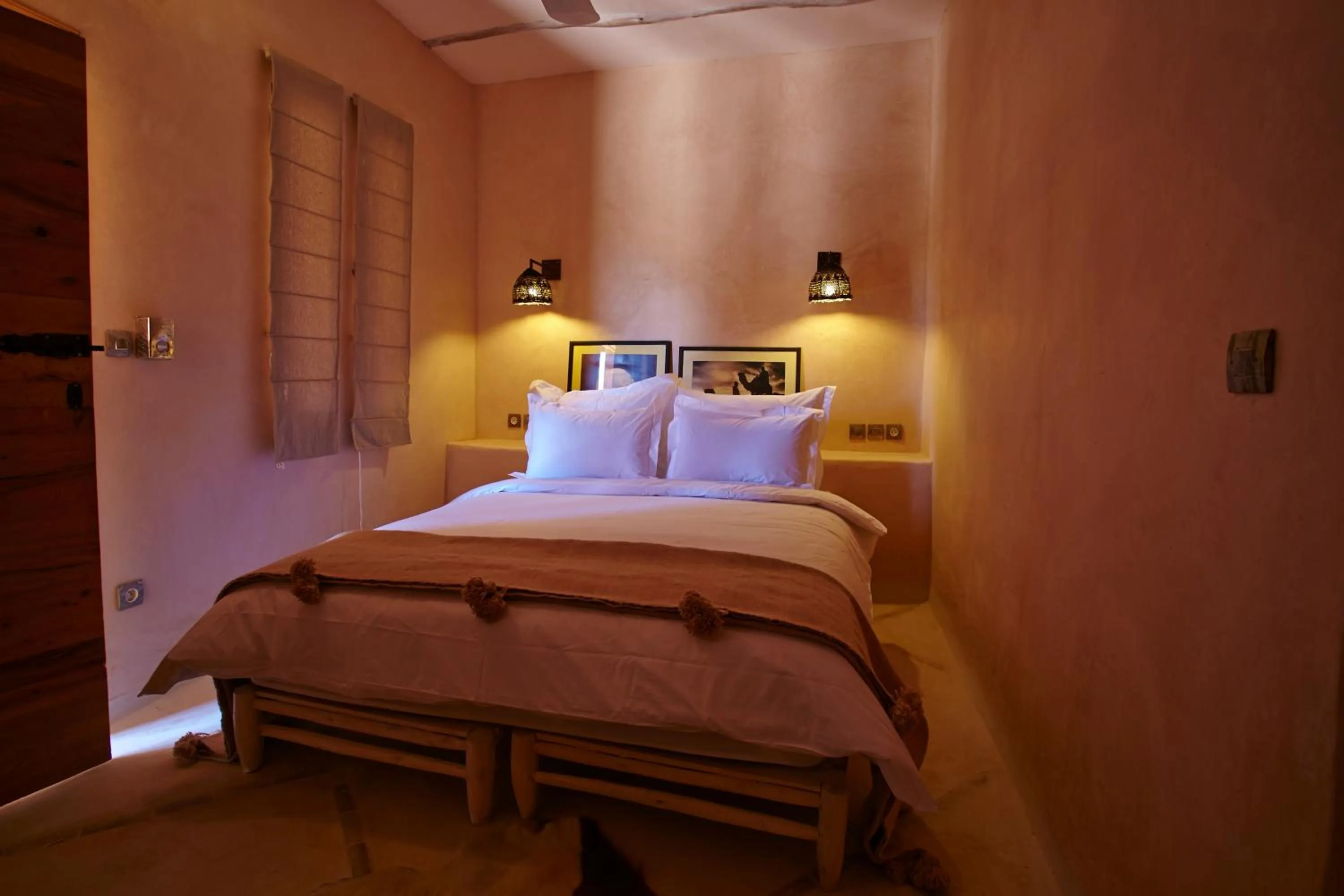 Bed in Riad Caravane