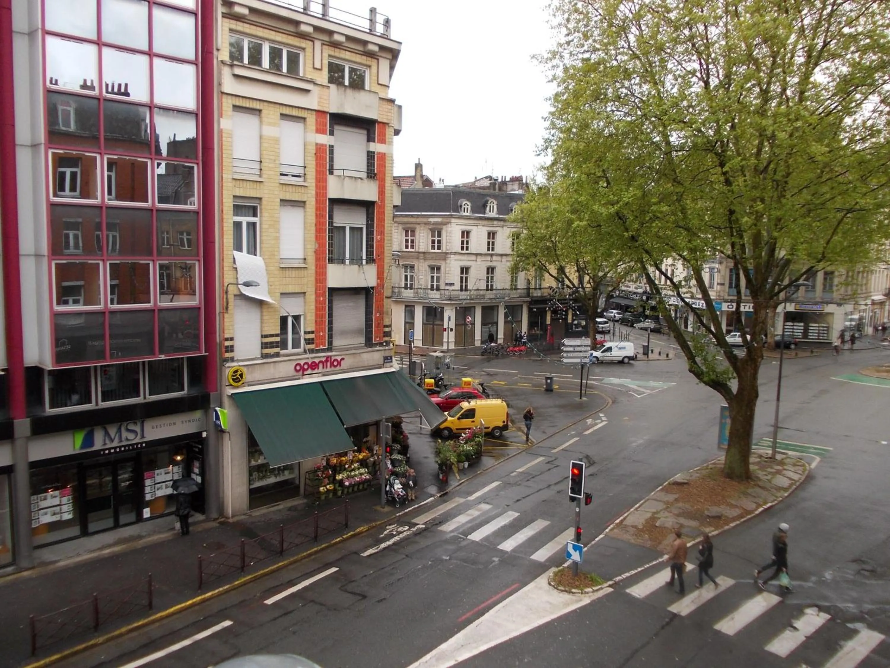 Area and facilities in Nationale Appart Hotel