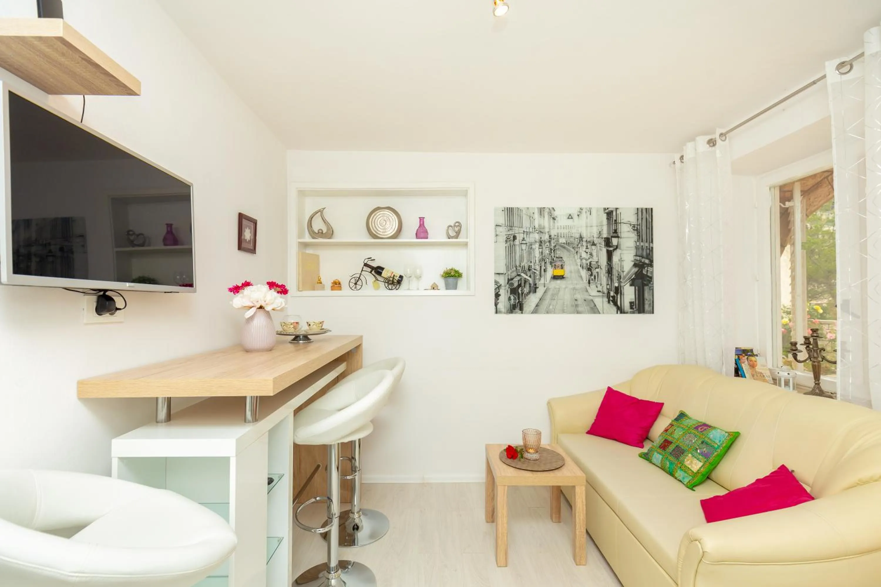 TV and multimedia in Guest House Steel