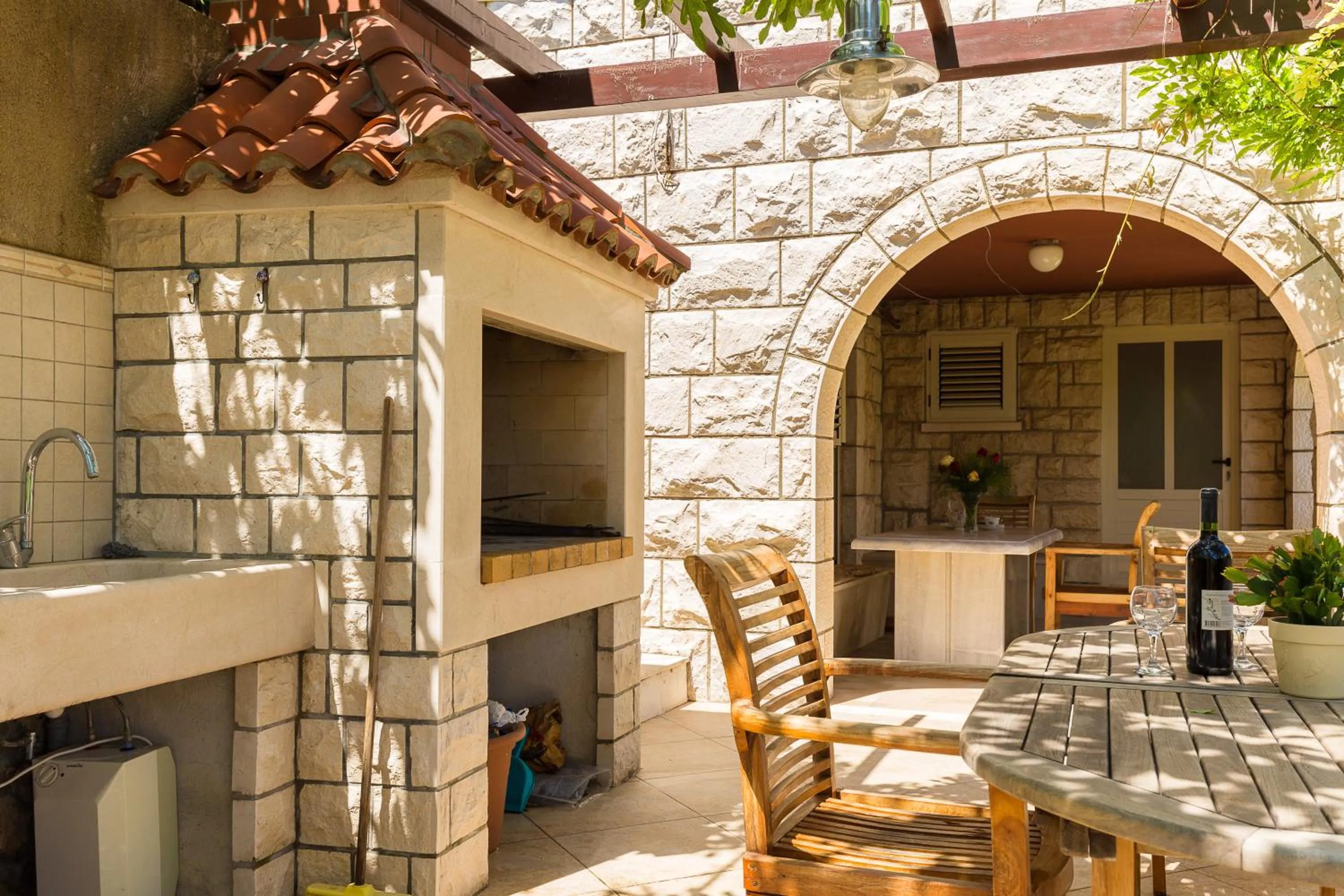 Patio in Guest House Steel