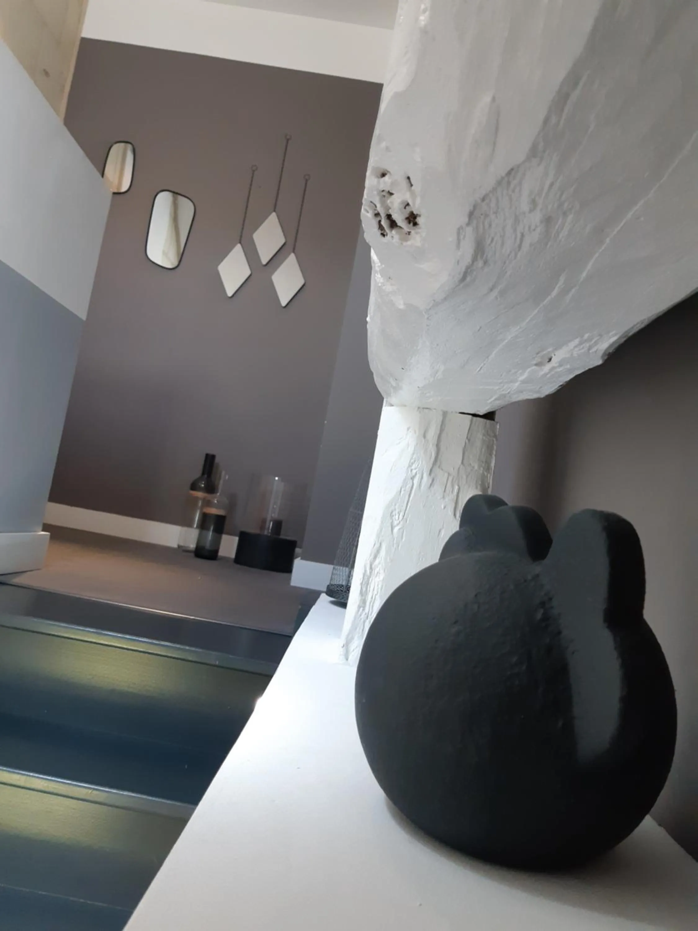 Decorative detail, Bed in La Grange