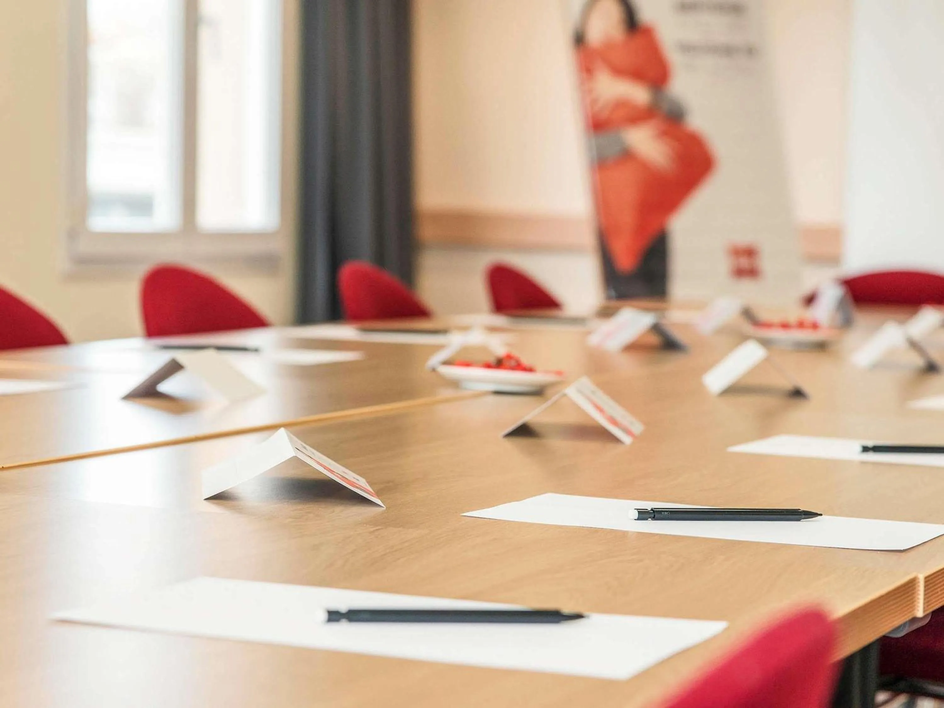 Meeting/conference room in ibis Falaise Coeur de Normandie