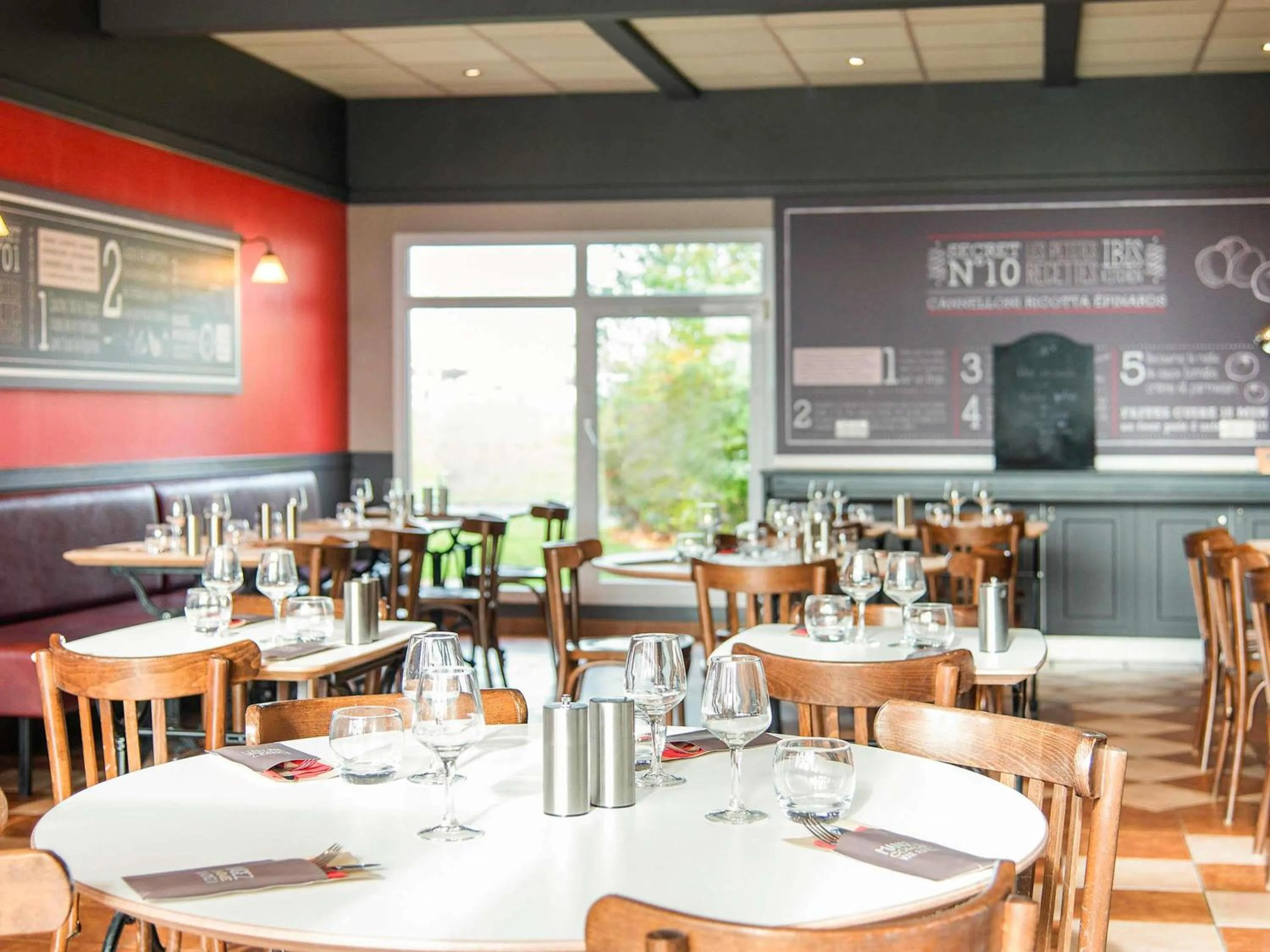 Property building in ibis Falaise Coeur de Normandie