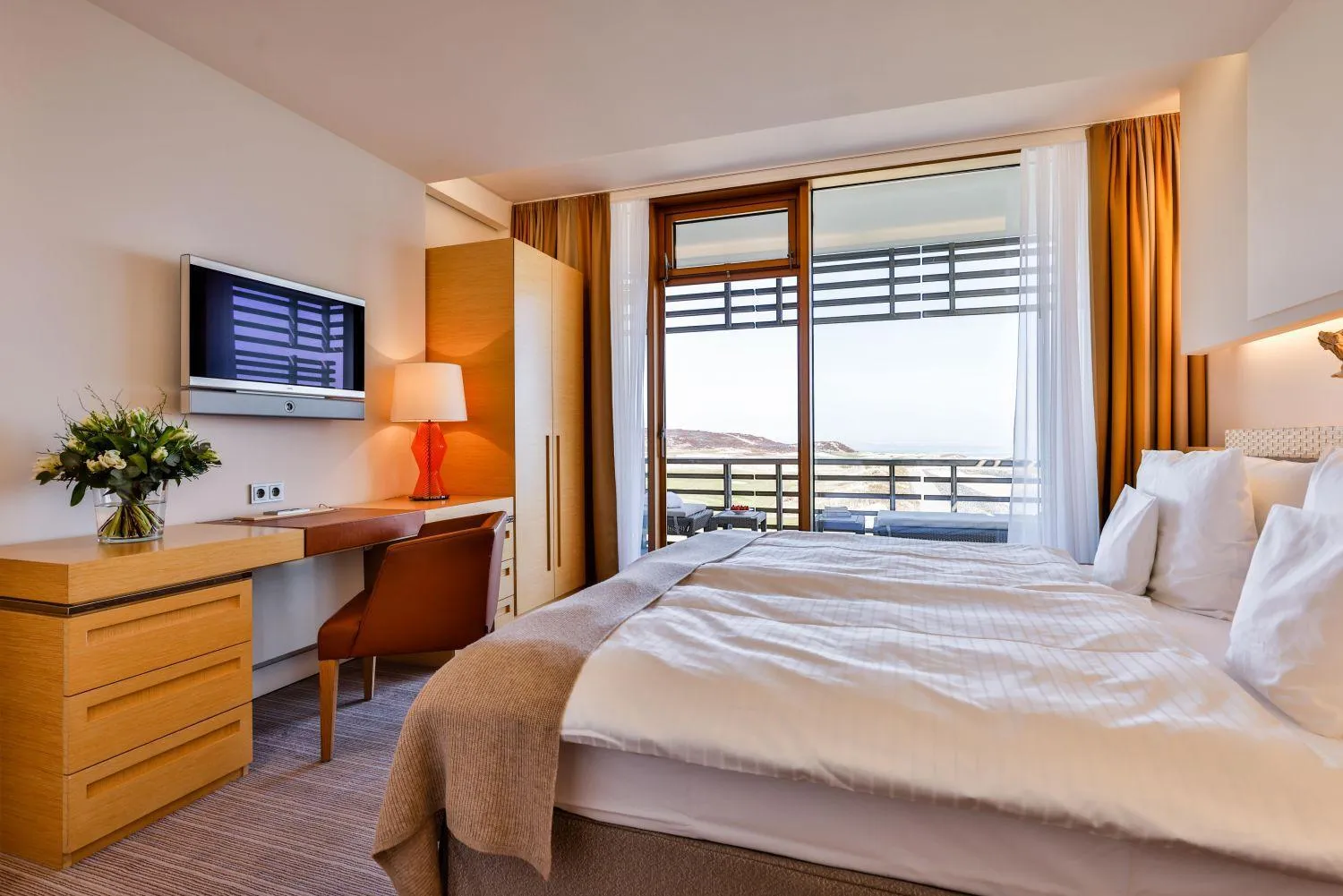 Bed in BUDERSAND Hotel - Golf & Spa - Sylt