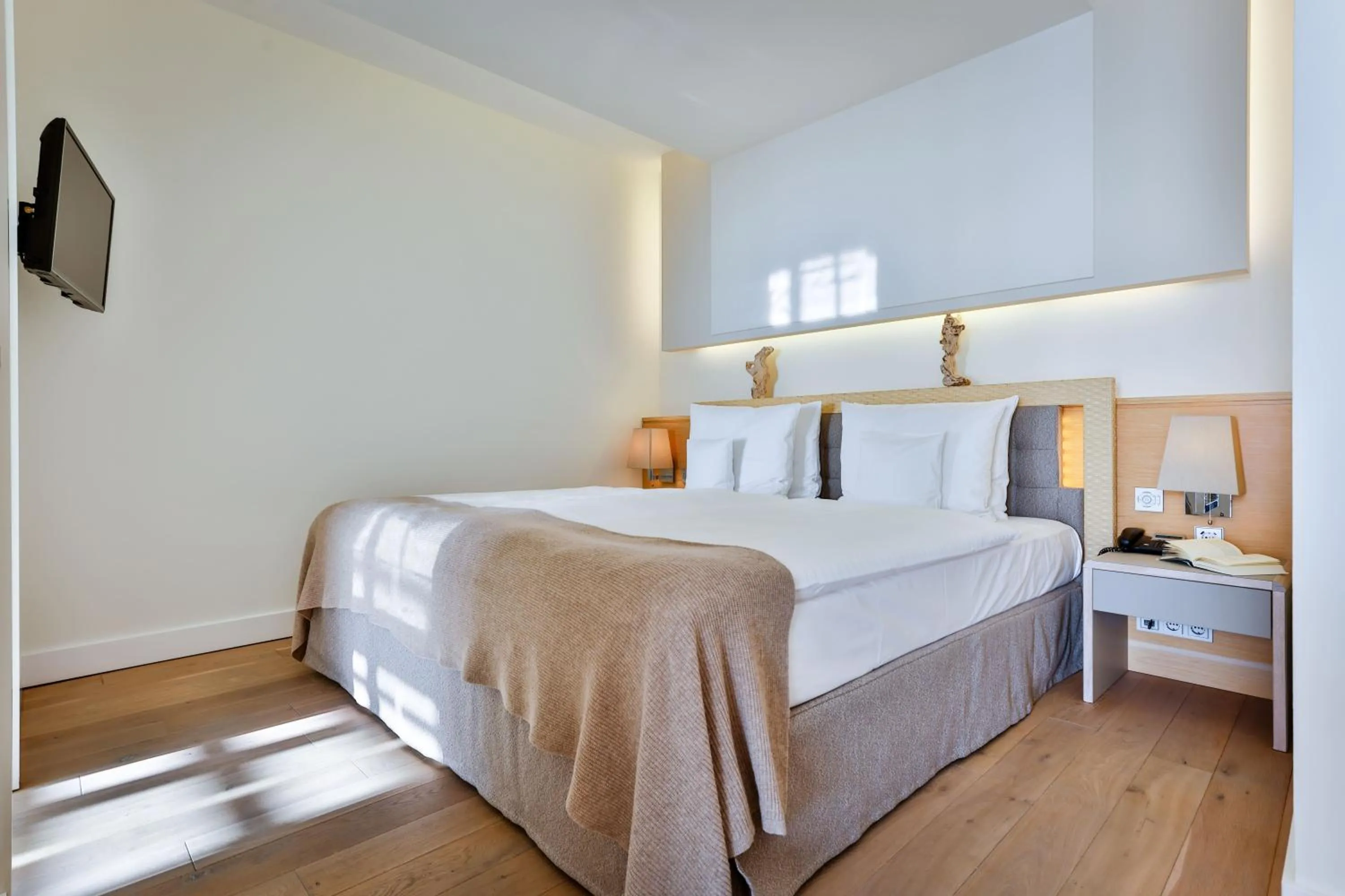 Bed in BUDERSAND Hotel - Golf & Spa - Sylt