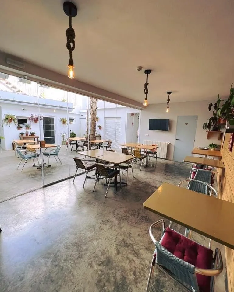 Seating area, Restaurant/Places to Eat in Chipibeach, Hostal Boutique