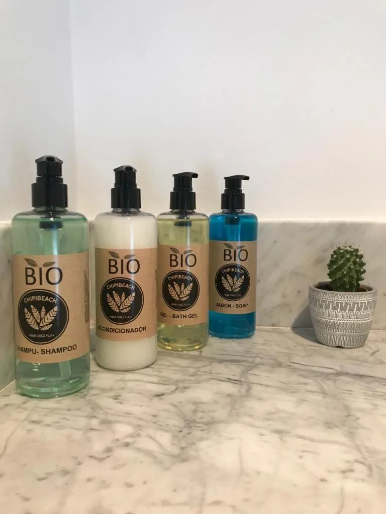 Shower in Chipibeach, Hostal Boutique