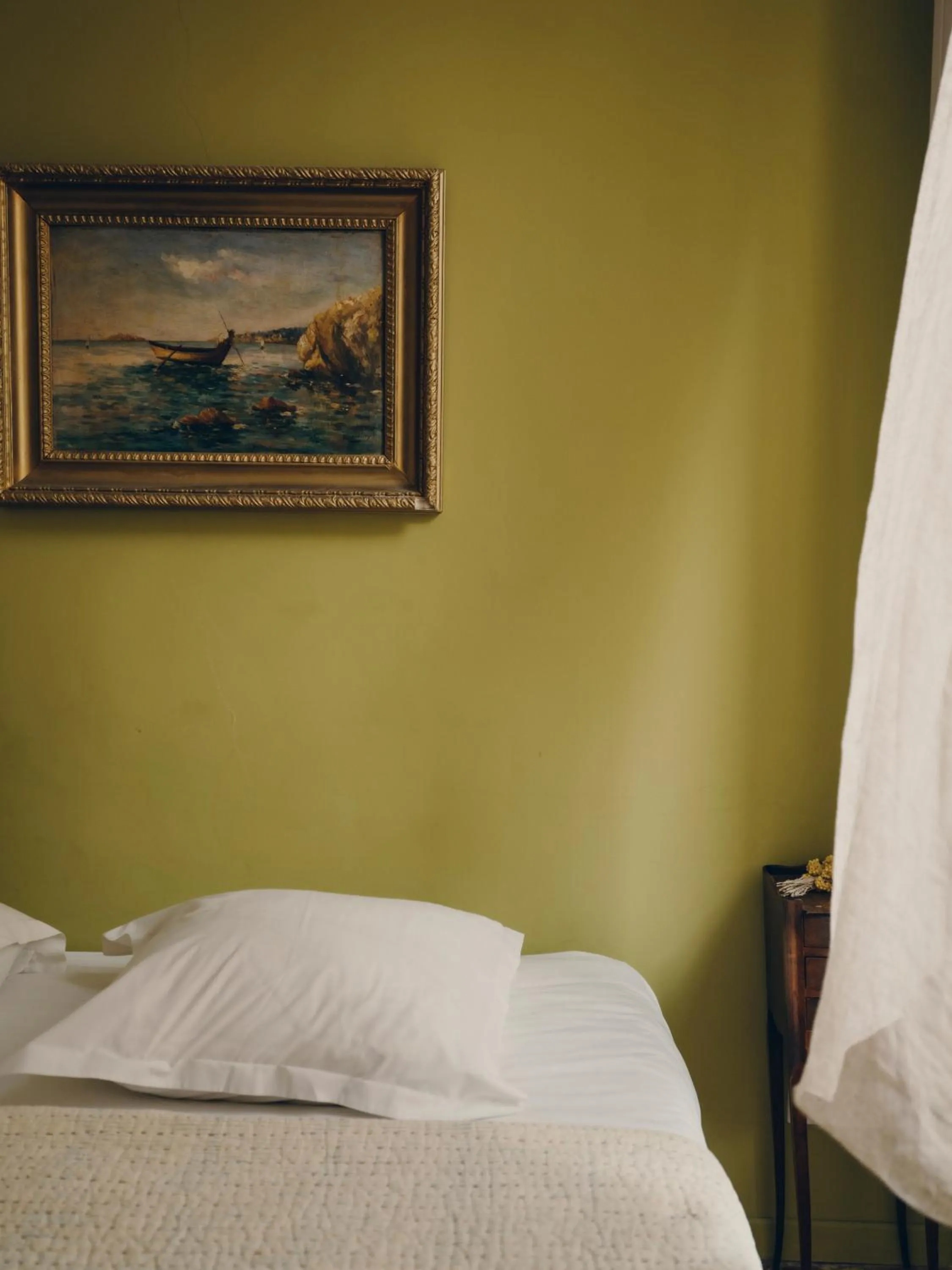 Bed in La Maison d'Odette