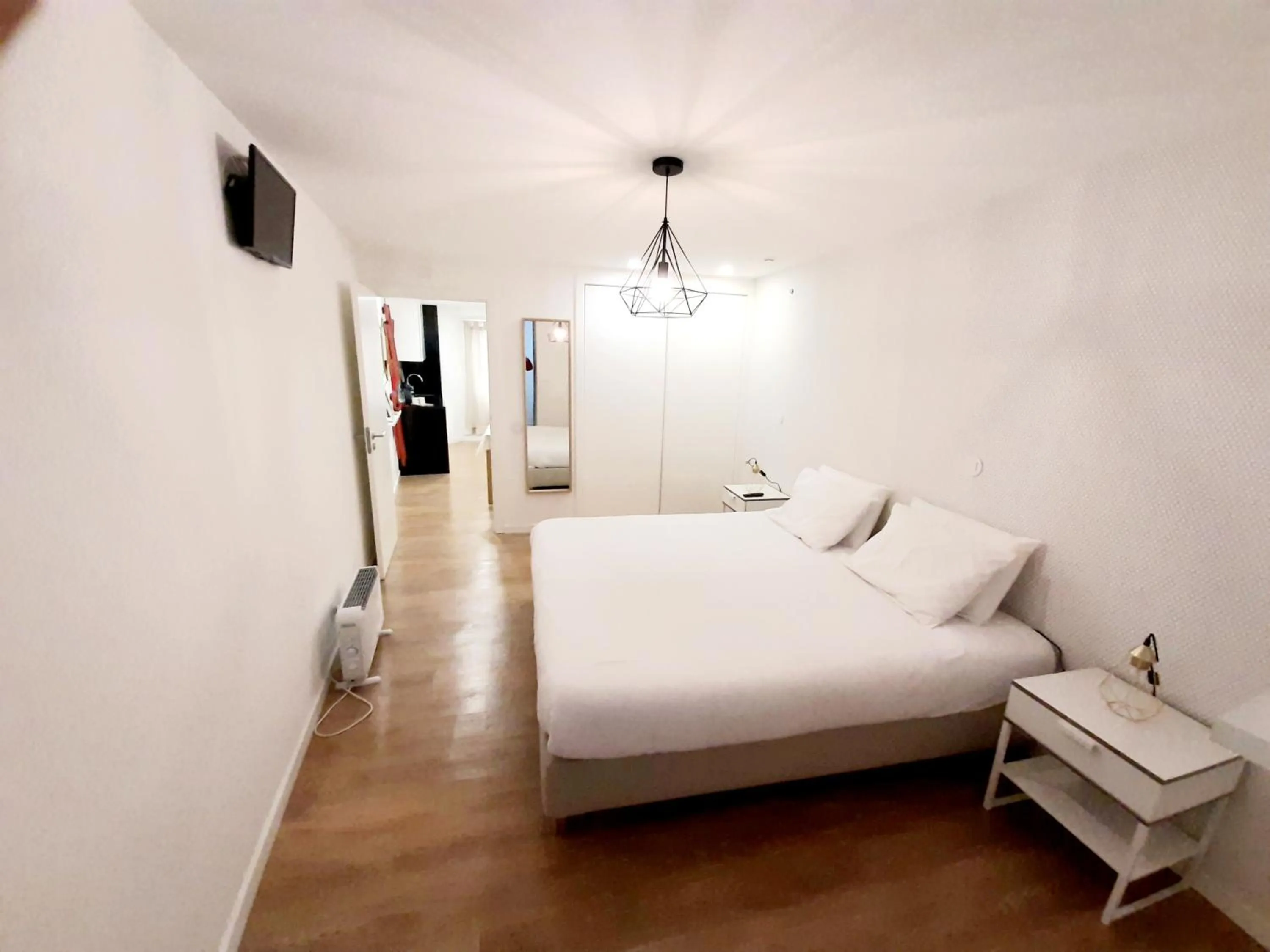 Photo of the whole room, Bed in Residenza Dutzu - Aparthotel Leiria