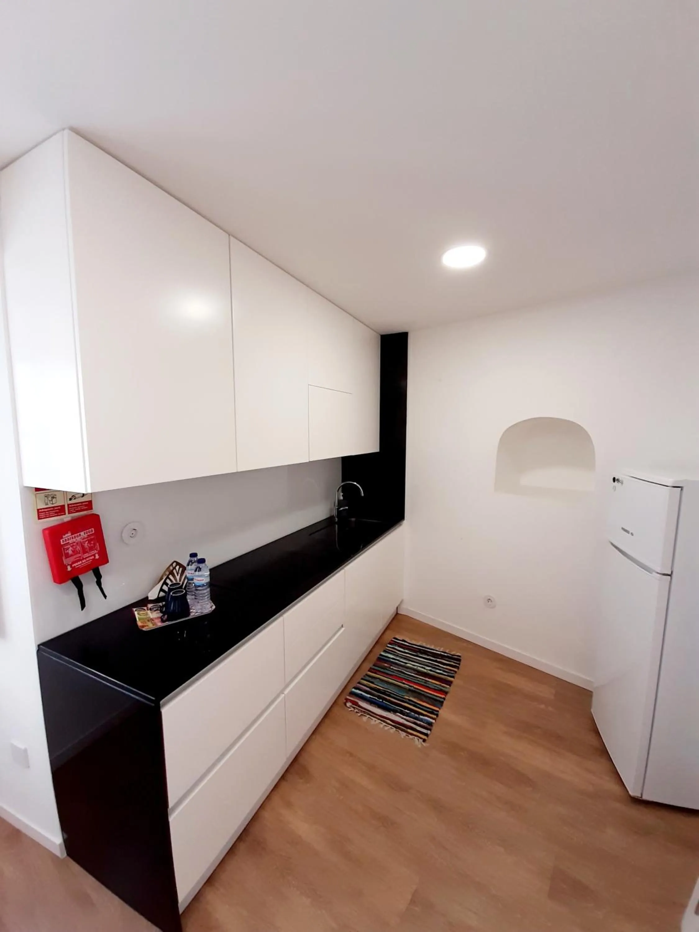 Kitchen or kitchenette in Residenza Dutzu - Aparthotel Leiria