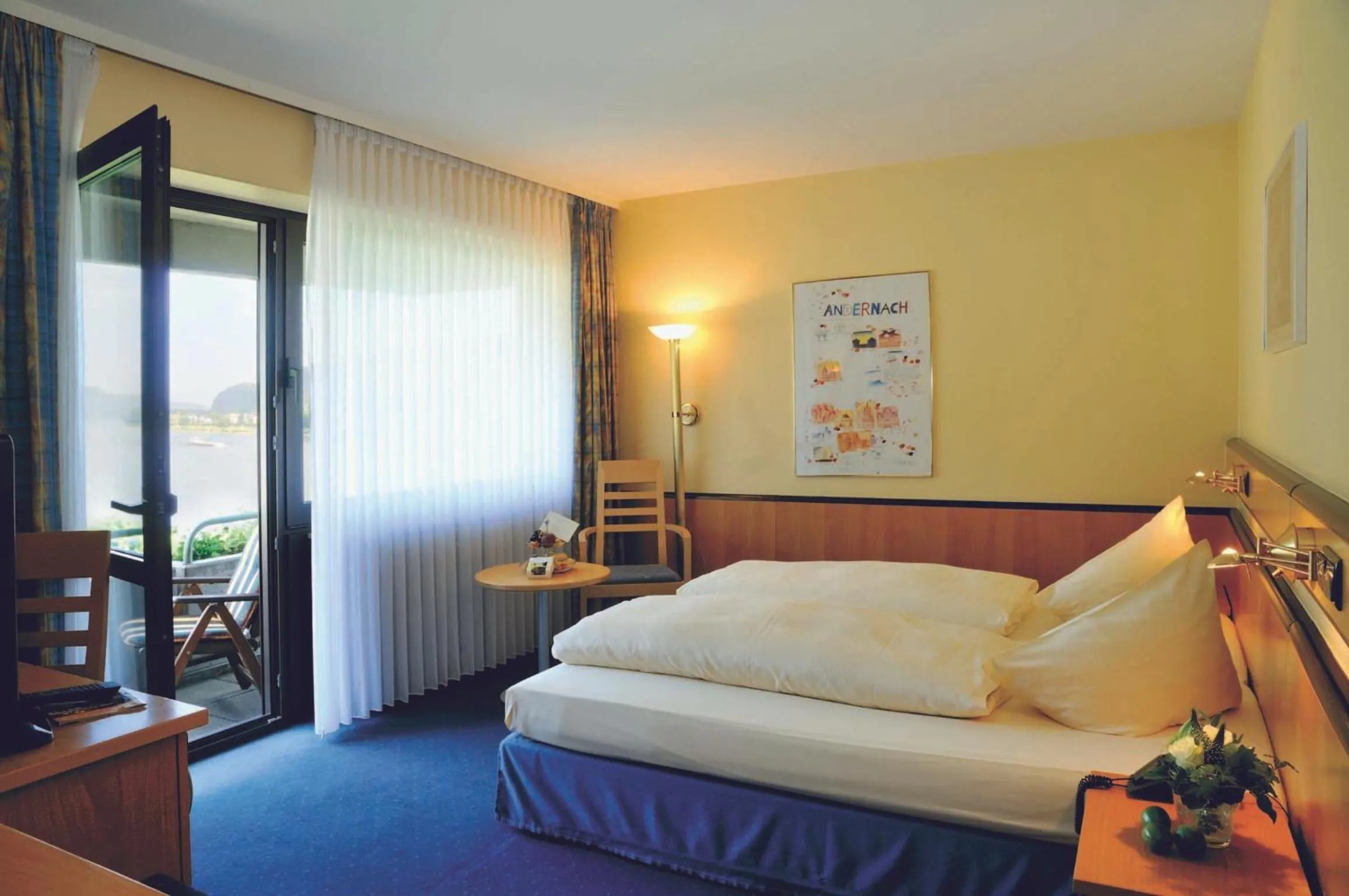 Photo of the whole room, Bed in Parkhotel "Am Schänzchen"