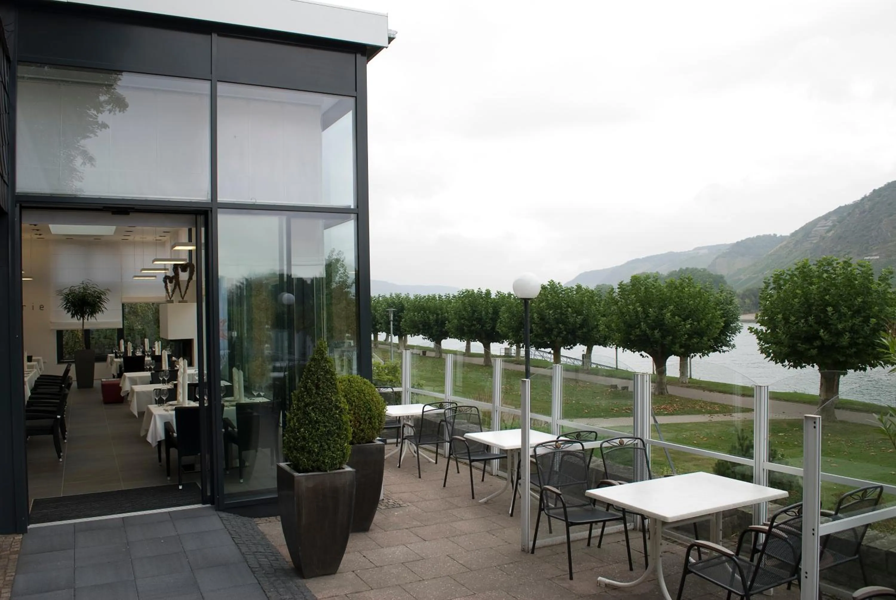 Patio in Parkhotel "Am Schänzchen"