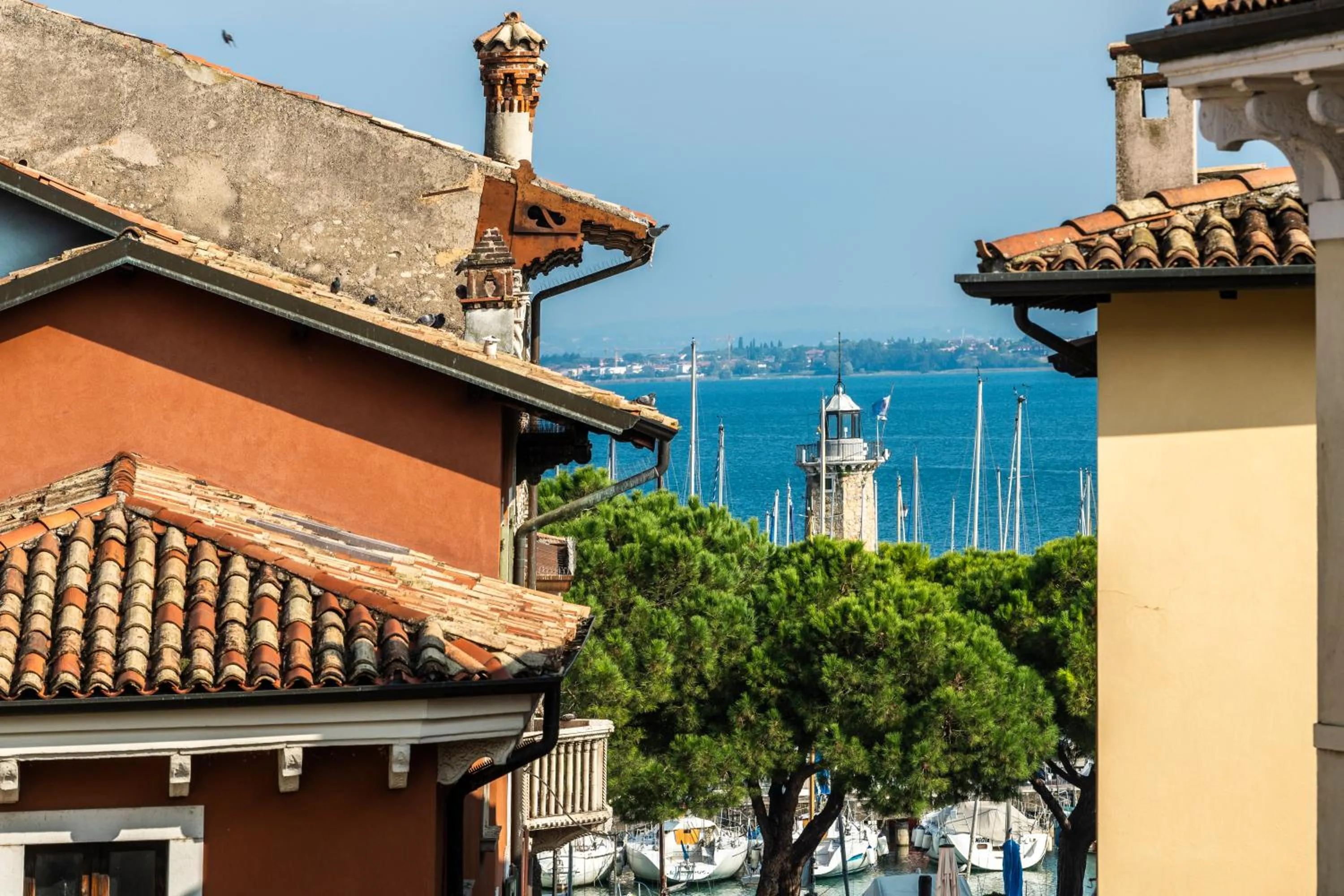 Lake view in Flowers Apartments