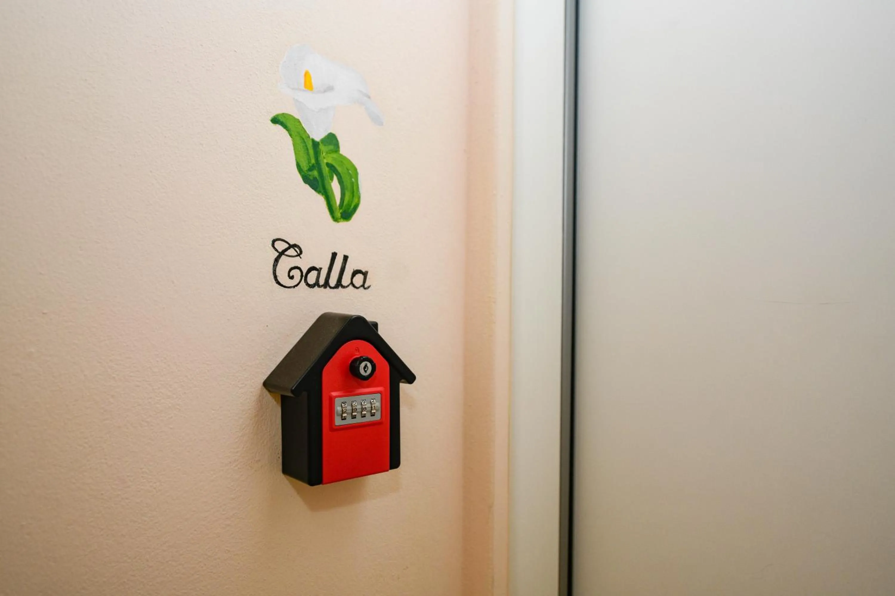 Property logo or sign in Flowers Apartments