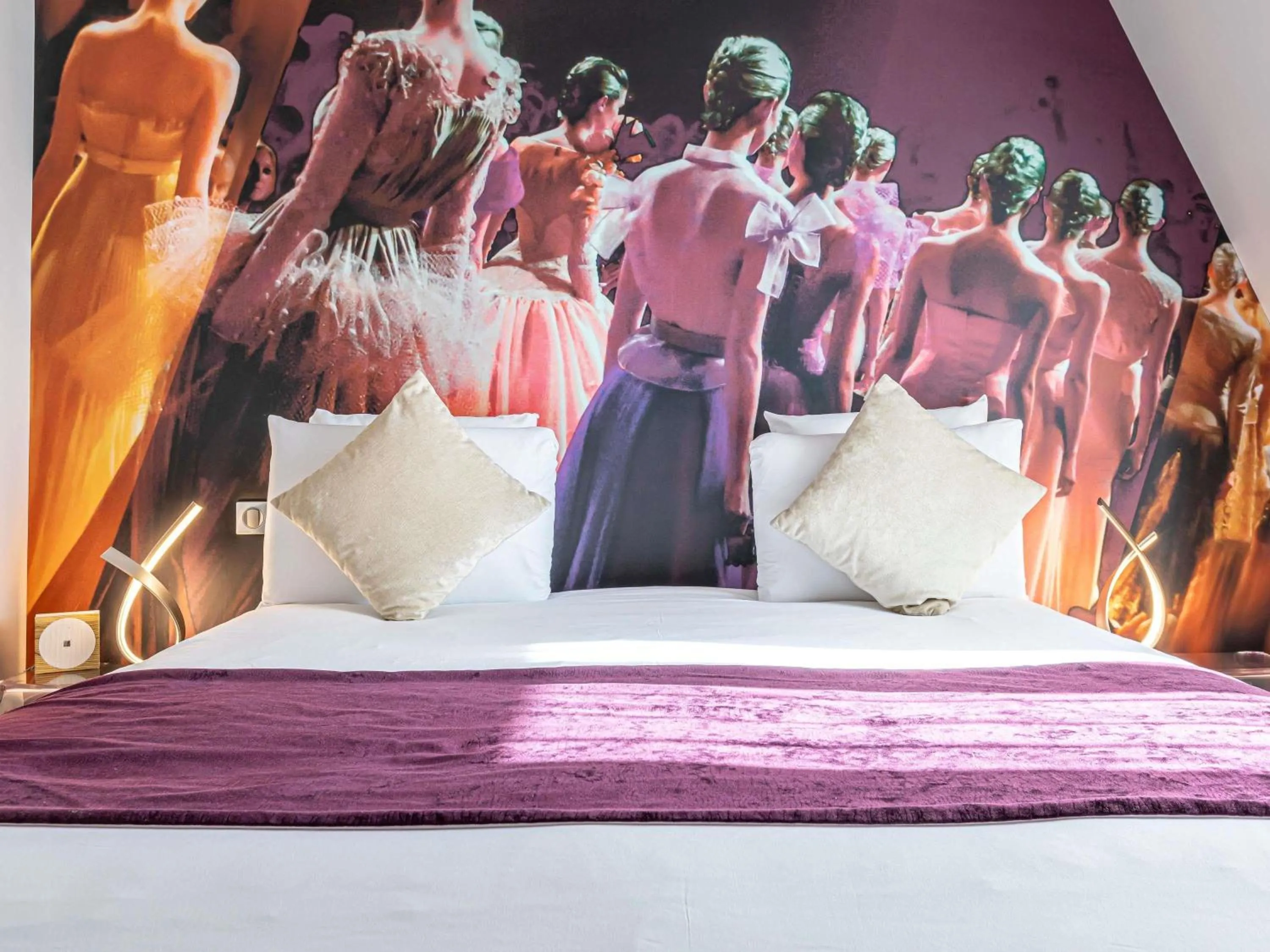 Bedroom, Bed in Mercure Paris Place d'Italie