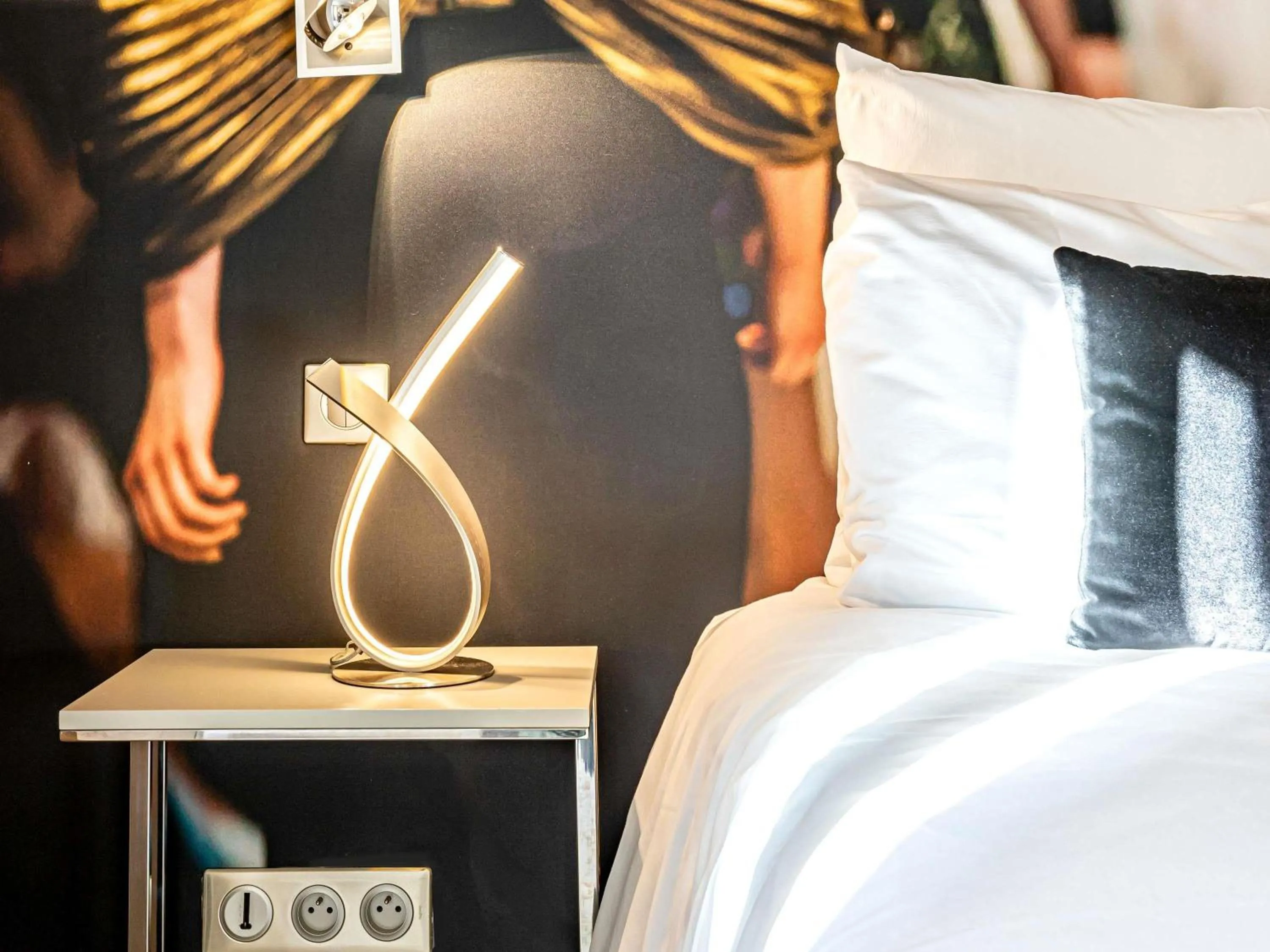 Bedroom, Bed in Mercure Paris Place d'Italie