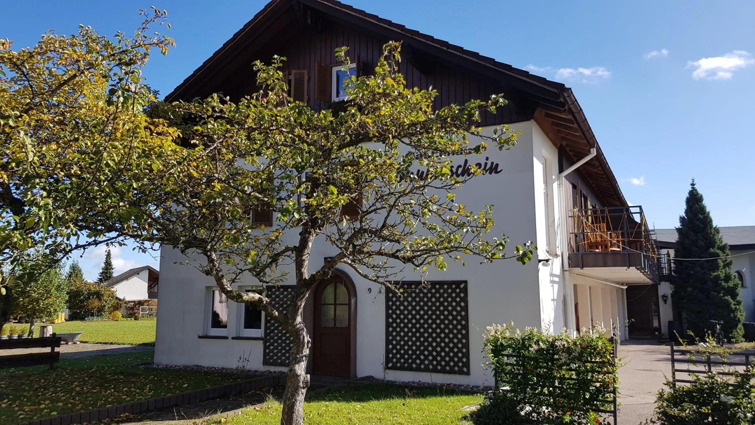 Property building in Hotel Restaurant Sonnenschein