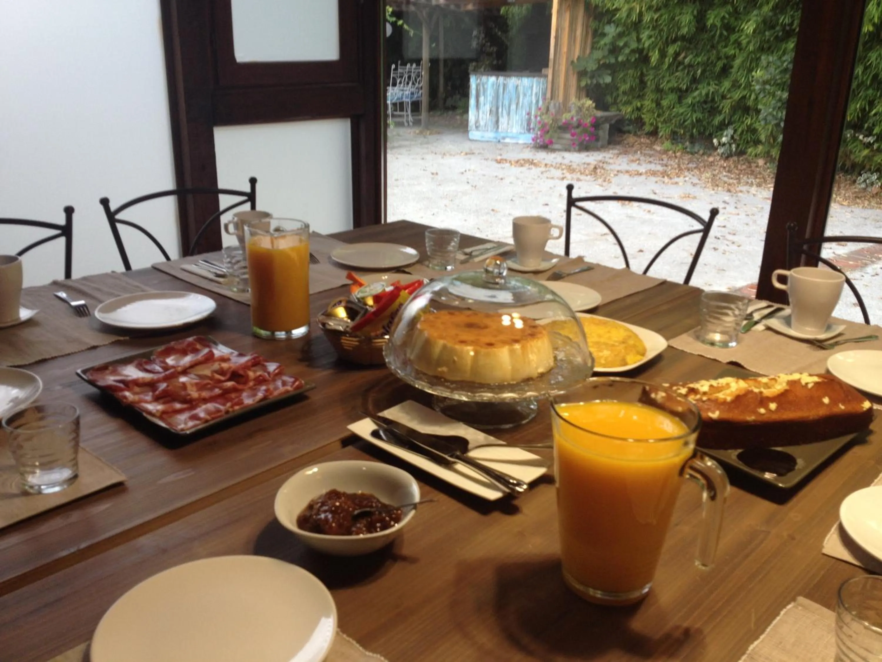 Food and drinks in Agroturismo Ibarra