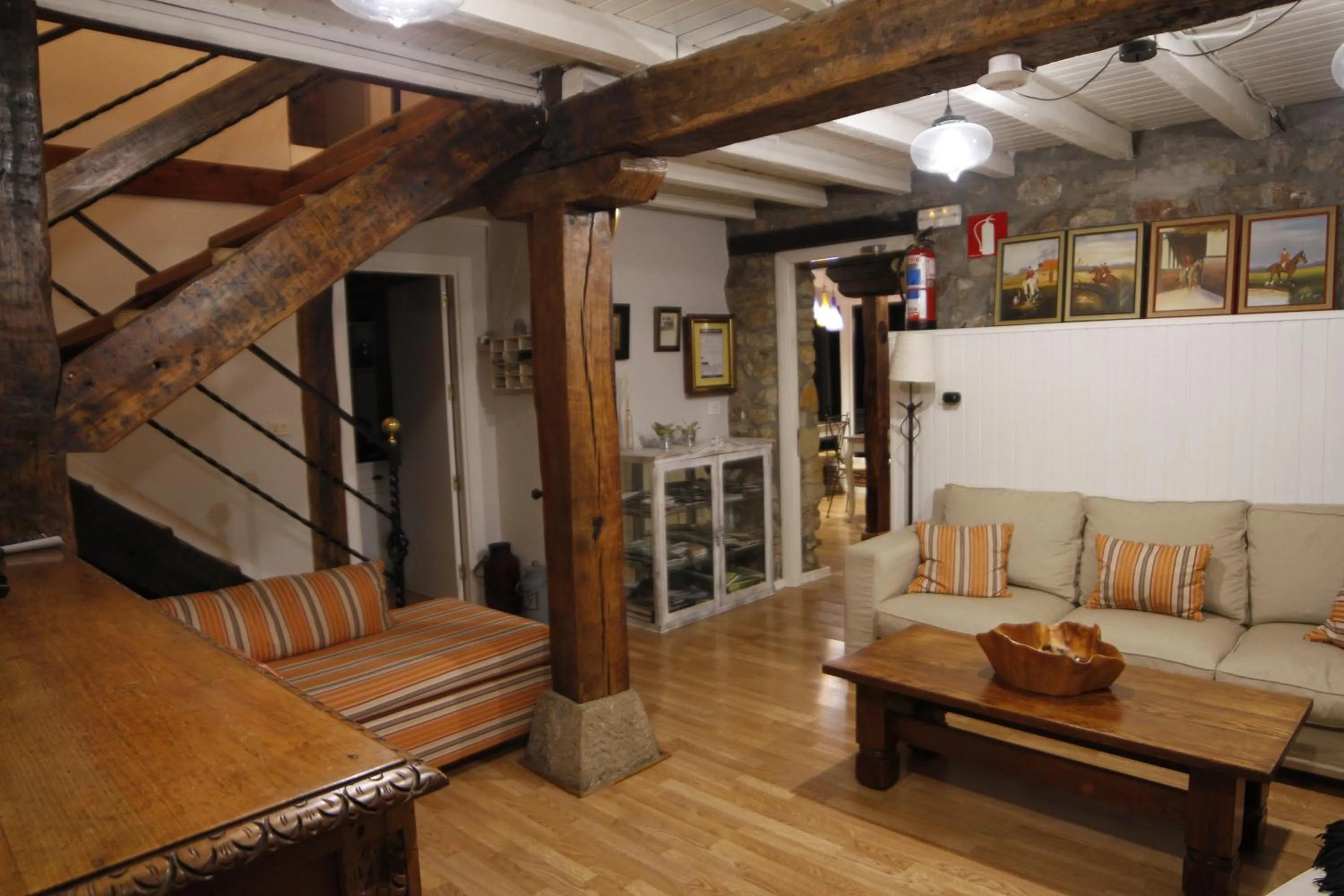 Communal lounge/ TV room in Agroturismo Ibarra