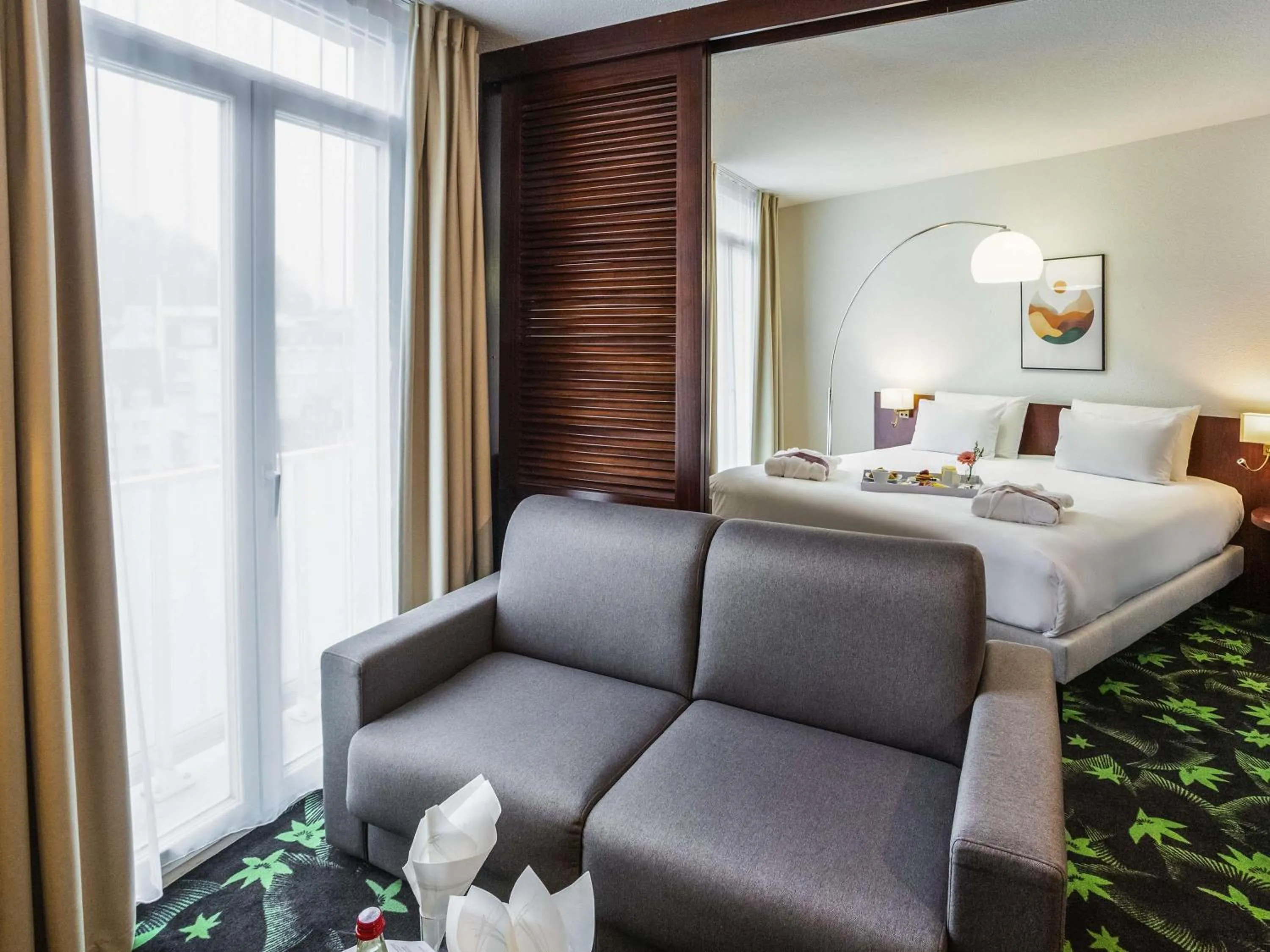 Bedroom, Bed in Mercure Lourdes Impérial