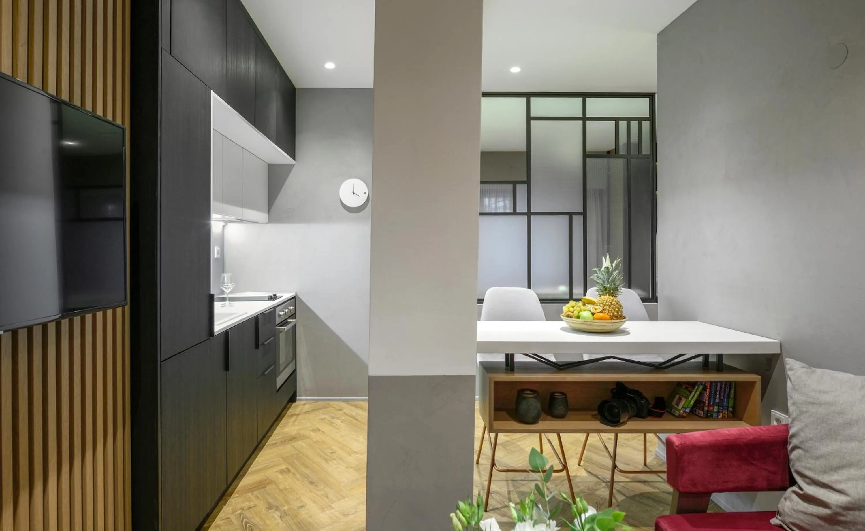 TV and multimedia in Olvios Luxury Suites