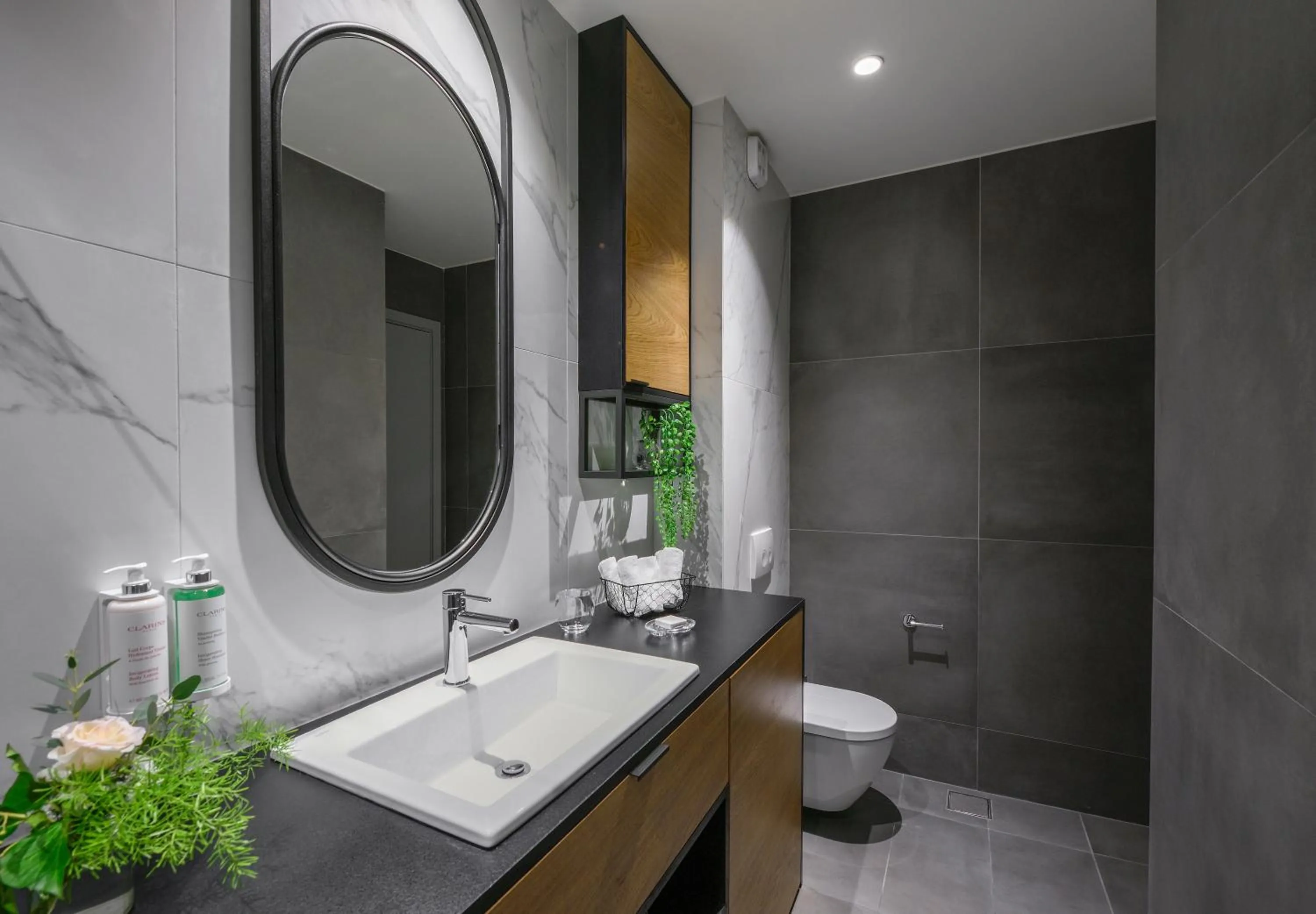 Toilet in Olvios Luxury Suites