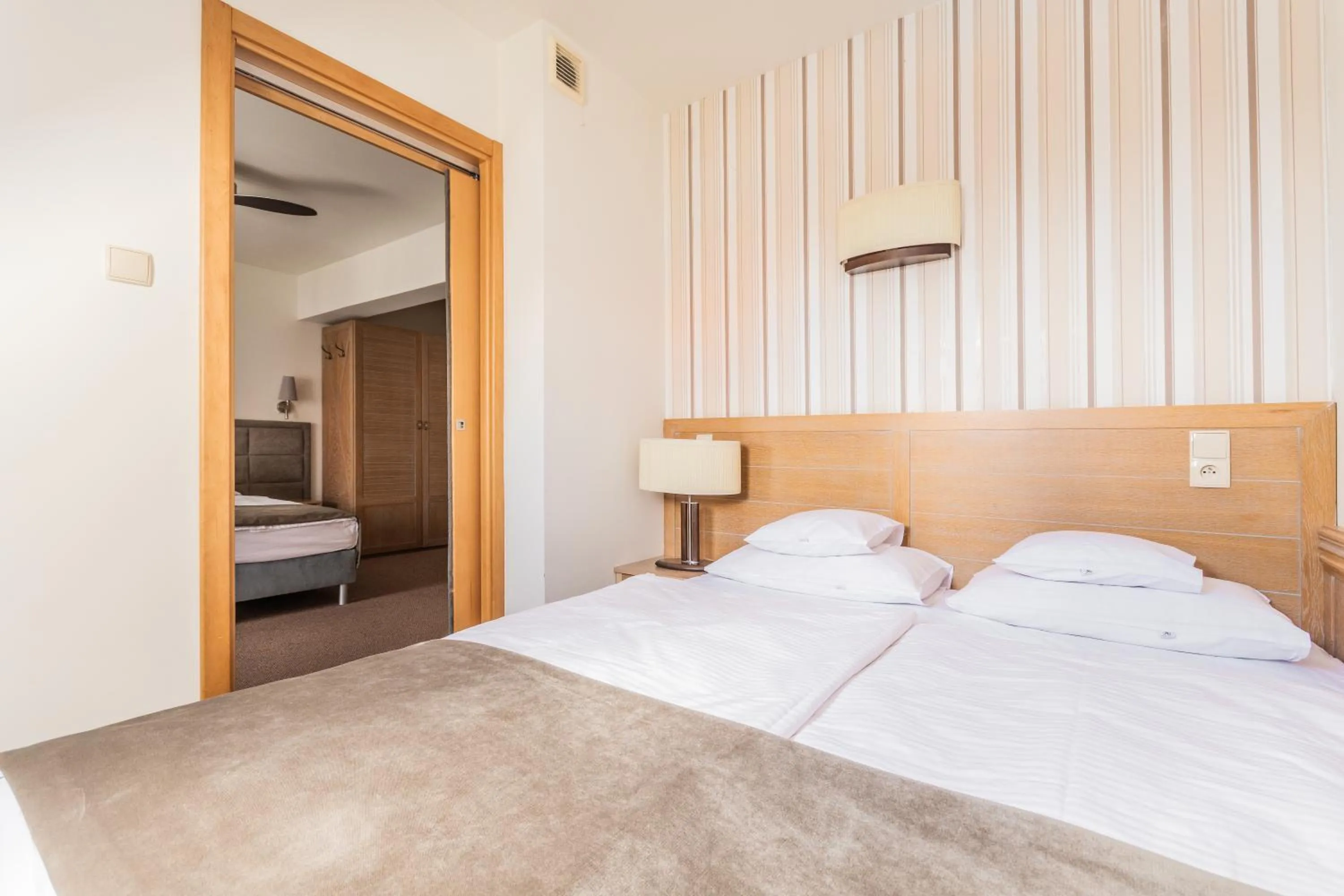 Photo of the whole room, Bed in Hotel Kahlberg