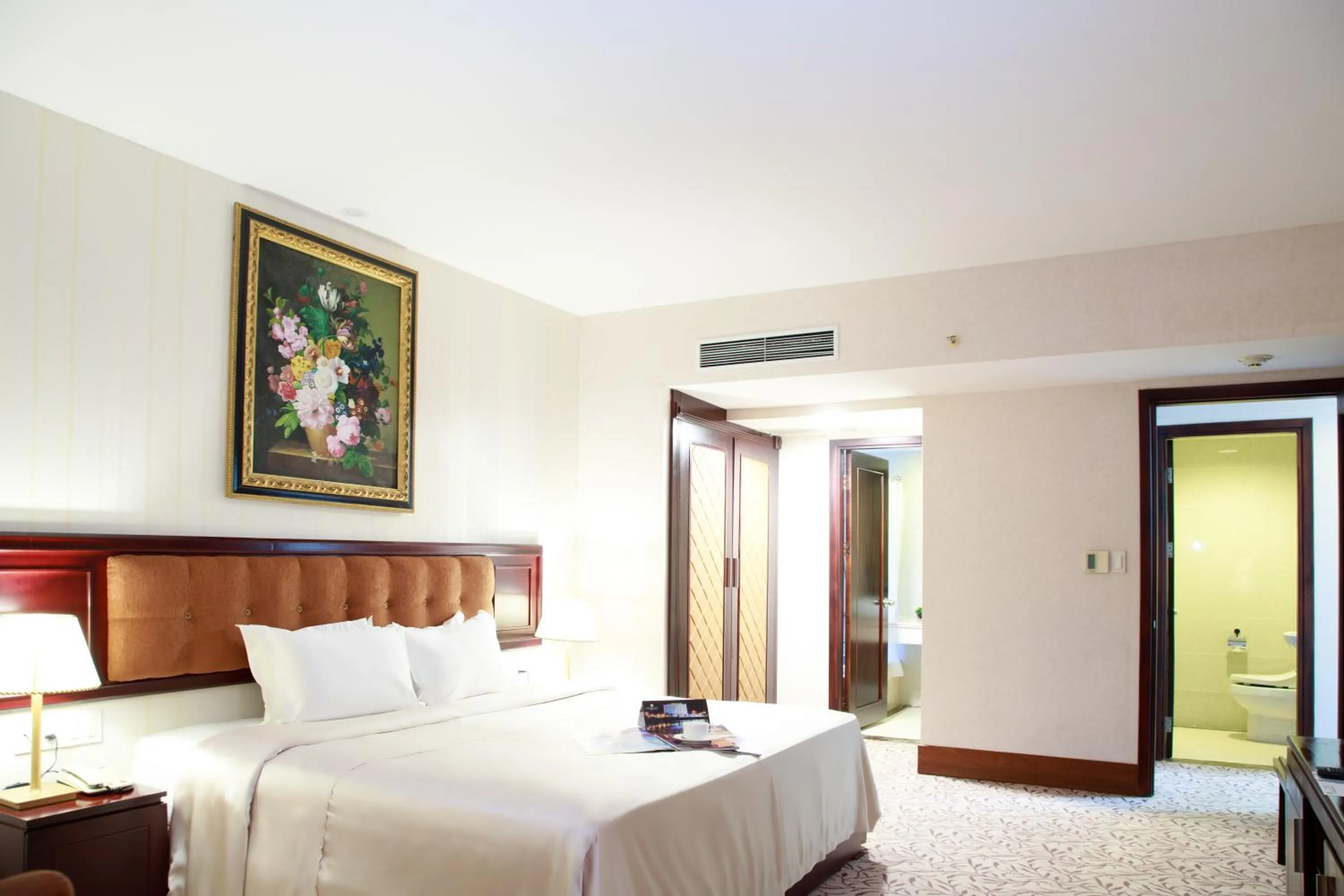 Bedroom, Bed in Sai Gon Dong Ha Hotel - a member of Saigontourist Group