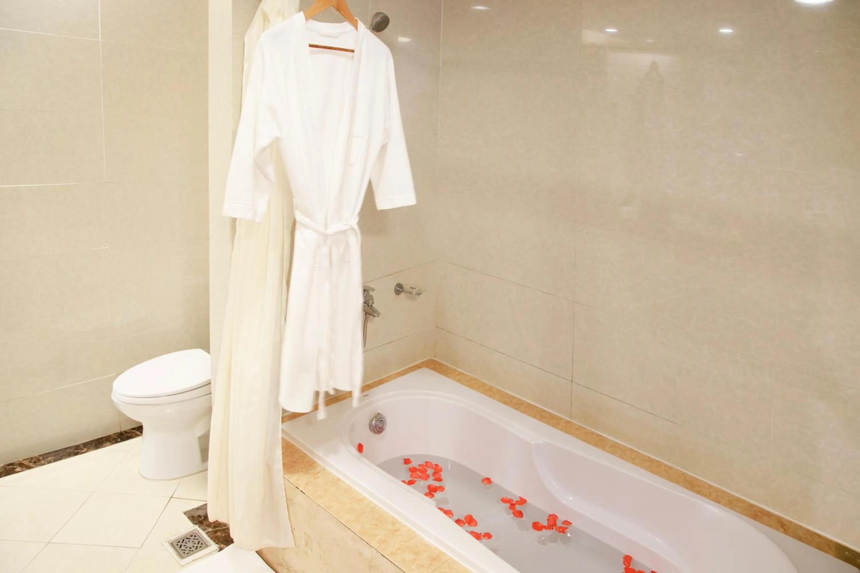 Bathroom in Sai Gon Dong Ha Hotel - a member of Saigontourist Group