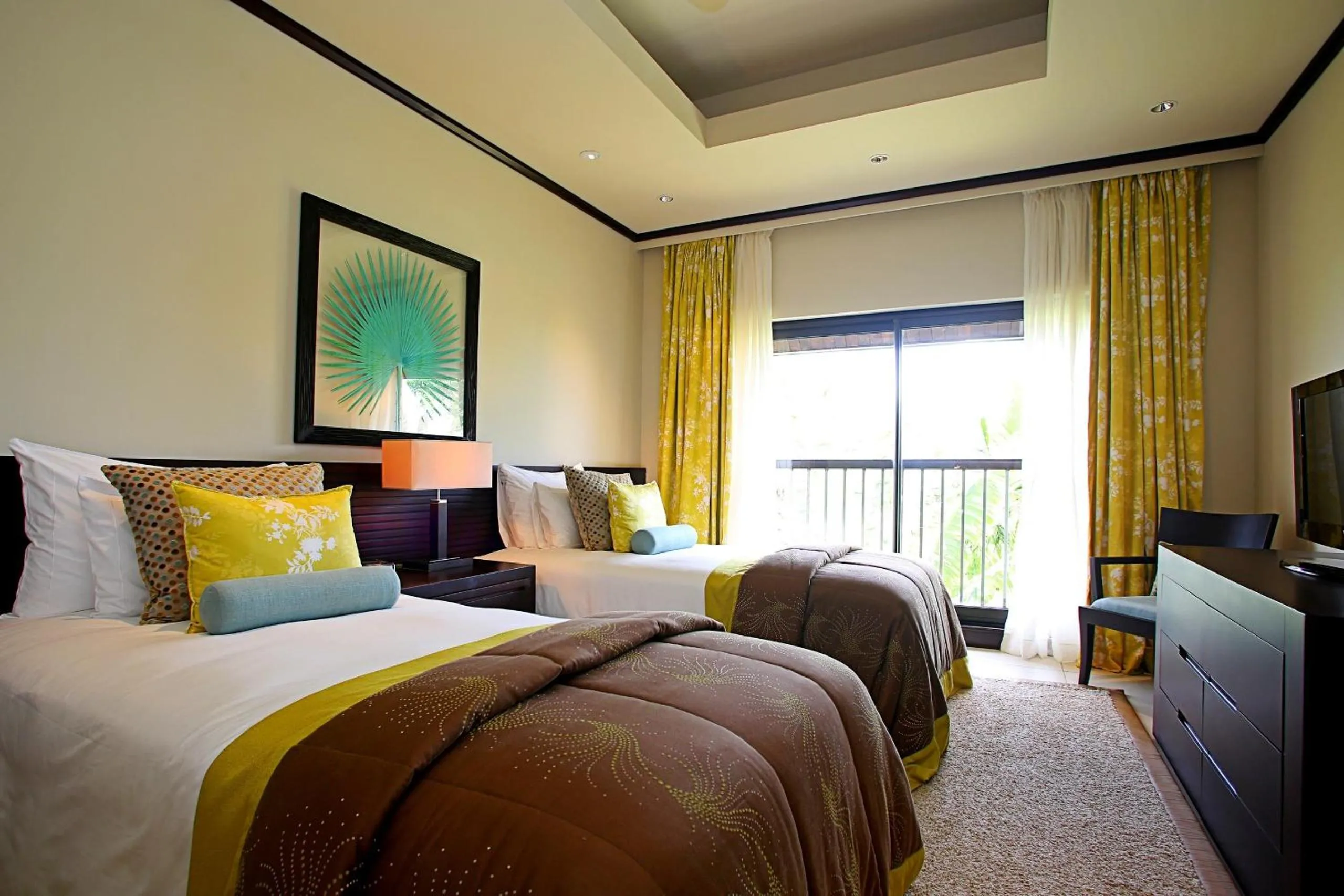 Bed in Anahita Golf & Spa Resort