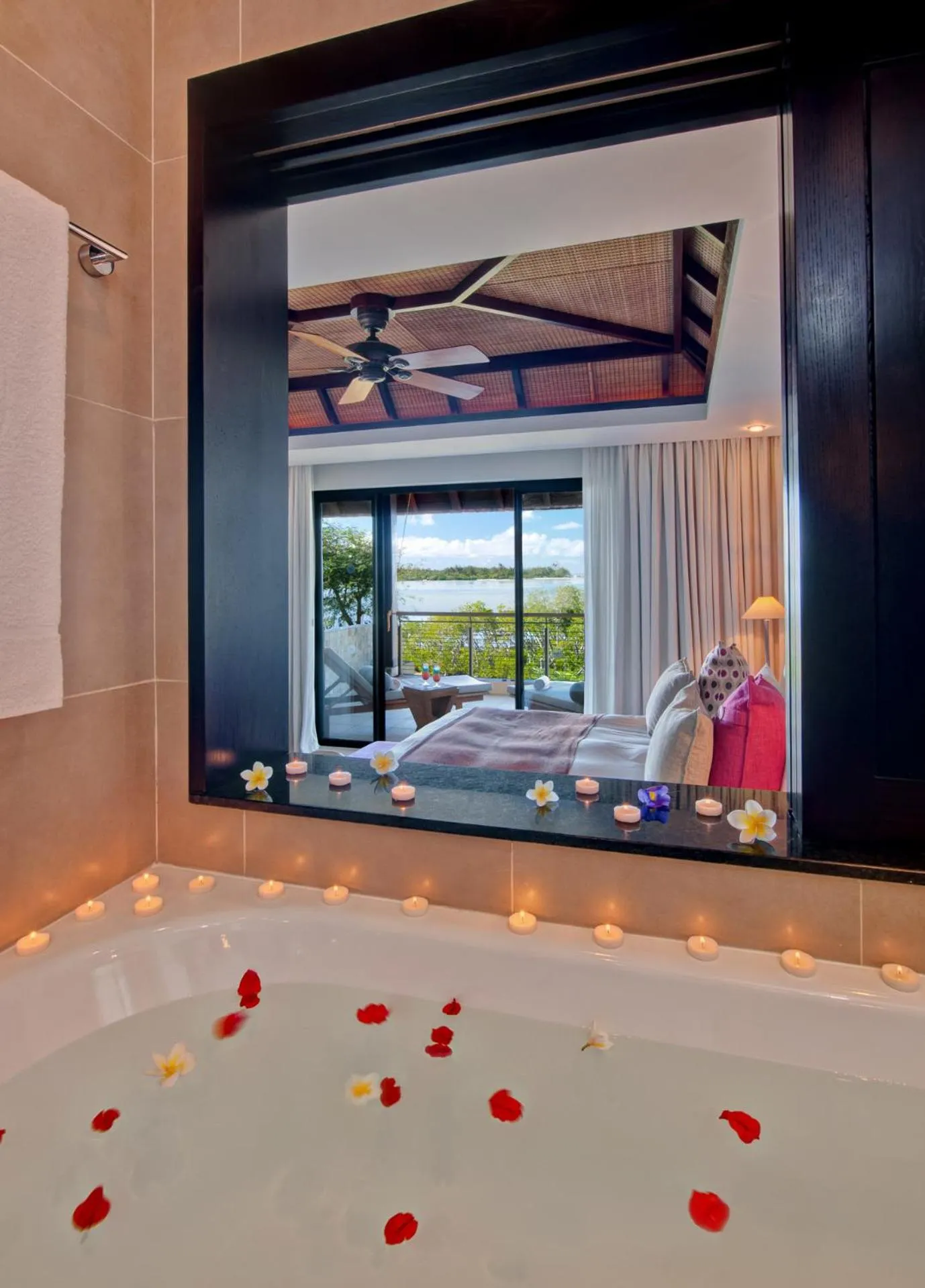 Bed in Anahita Golf & Spa Resort