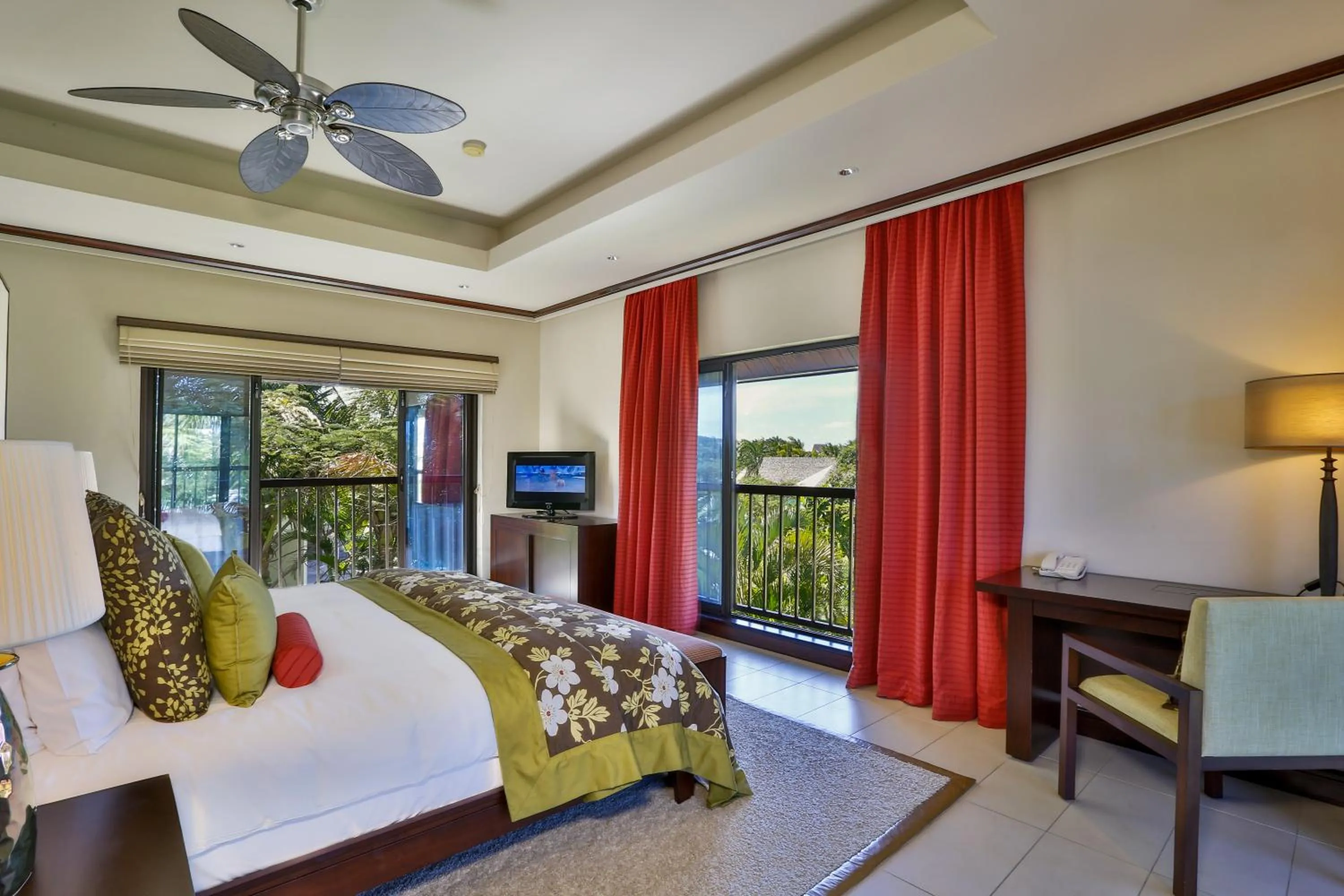 Bed in Anahita Golf & Spa Resort