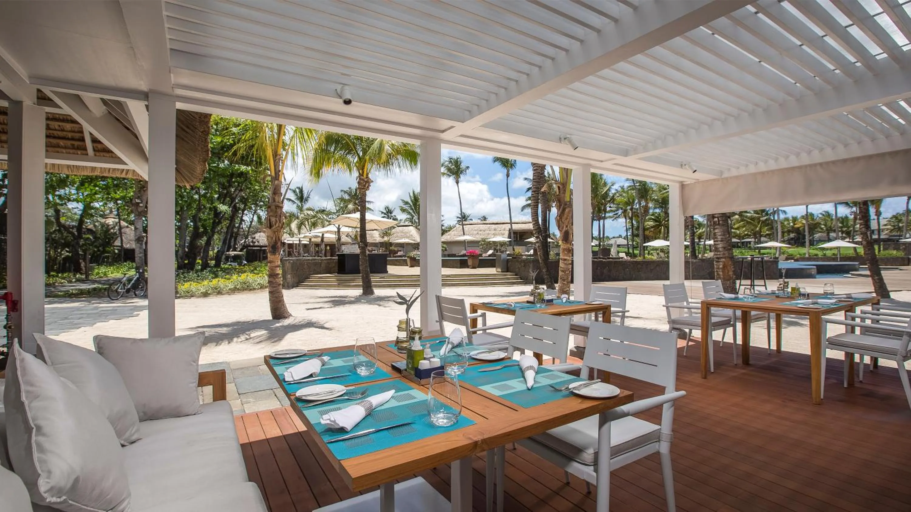 Restaurant/places to eat in Anahita Golf & Spa Resort