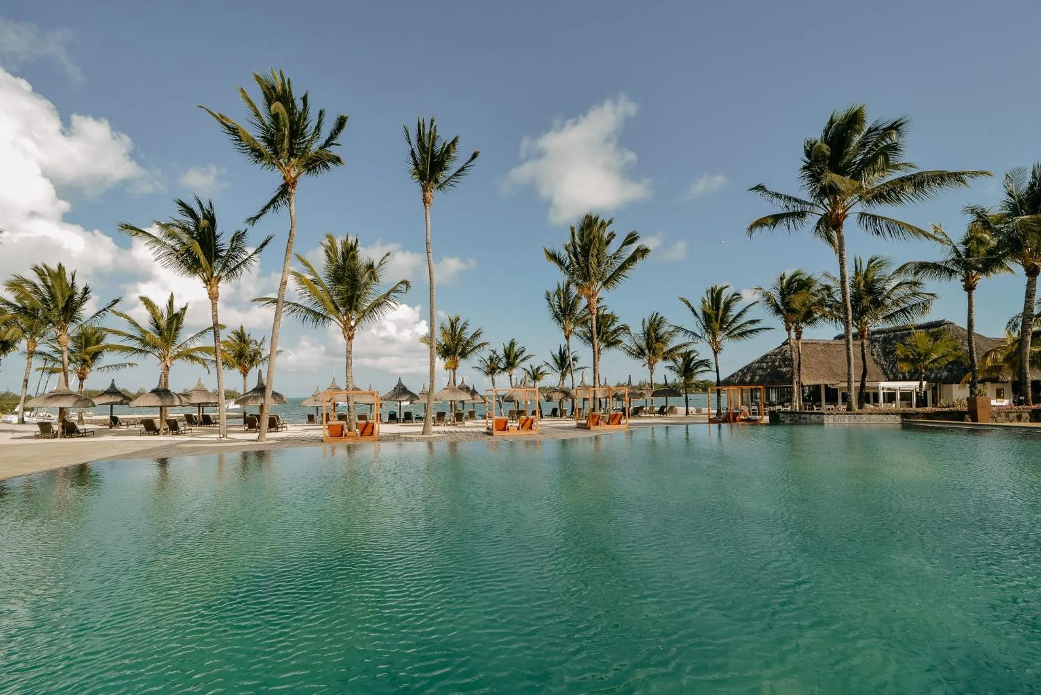 Swimming pool in Anahita Golf & Spa Resort