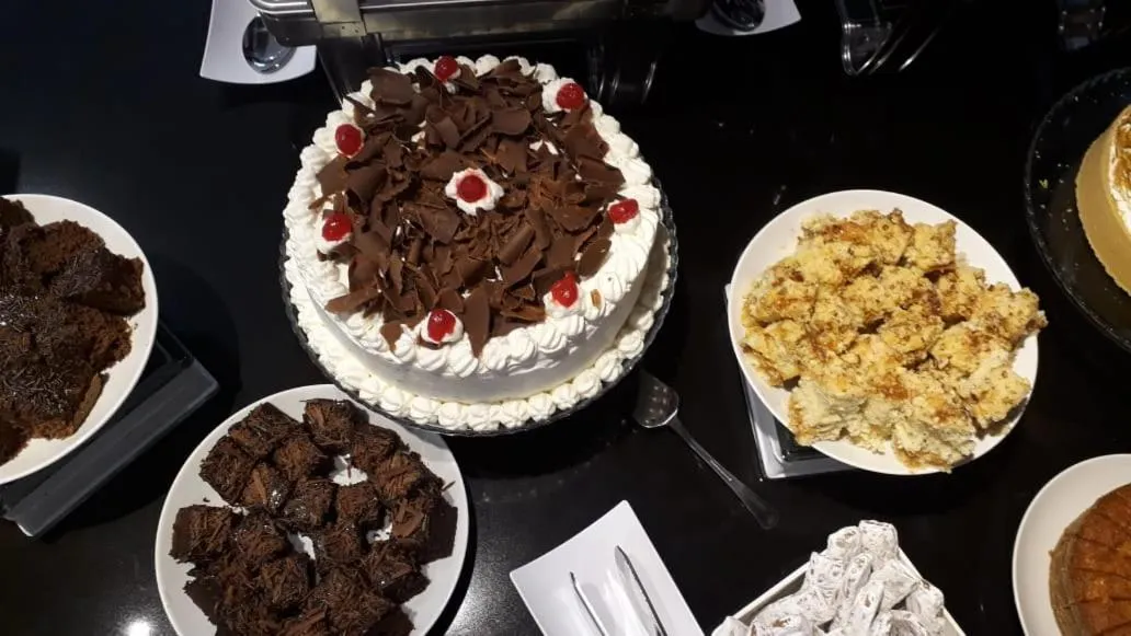 Breakfast in Hotel Alles Berg