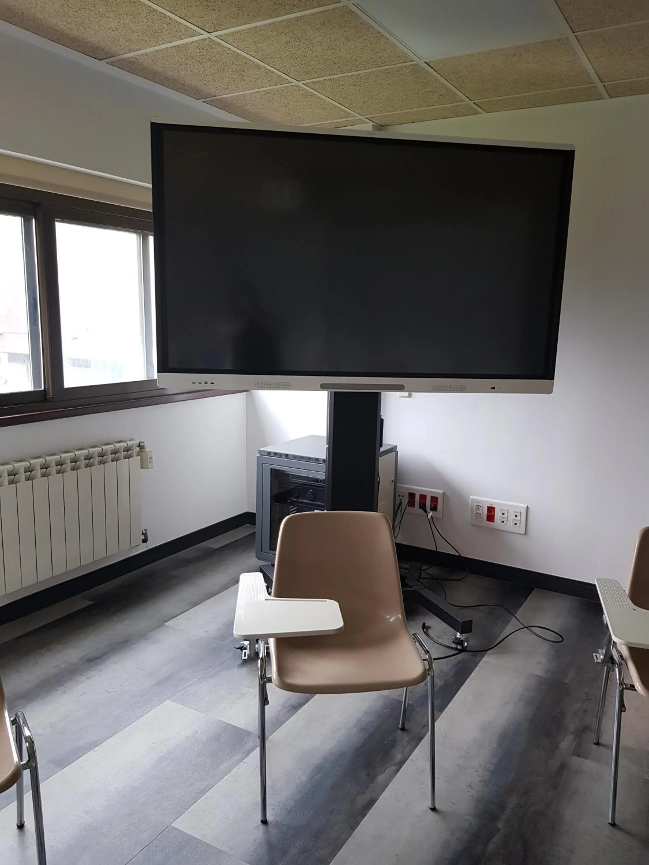 On-site shops in Hotel Escuela Madrid