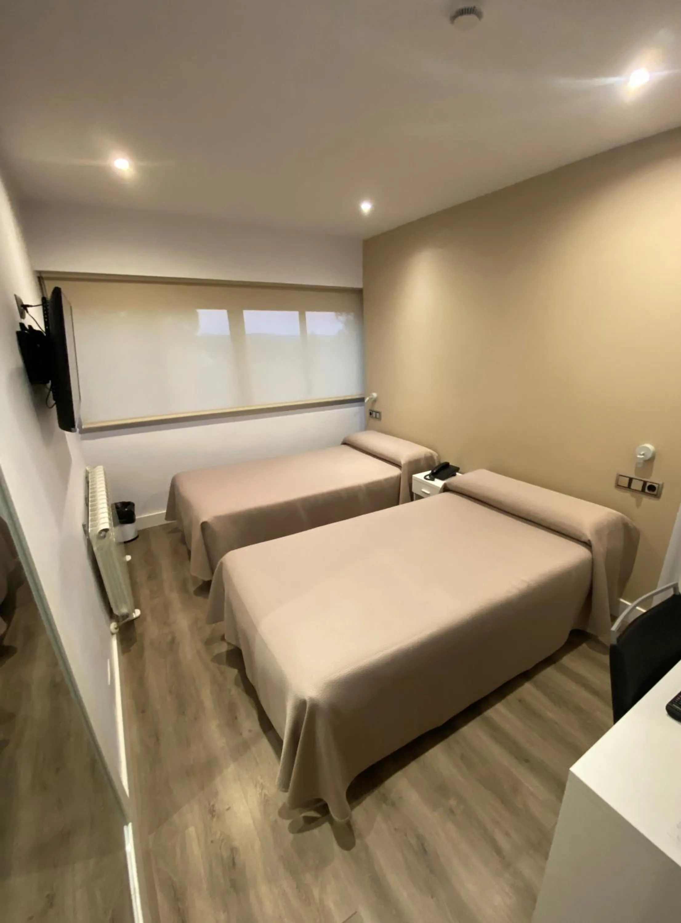 Bed in Hotel Escuela Madrid