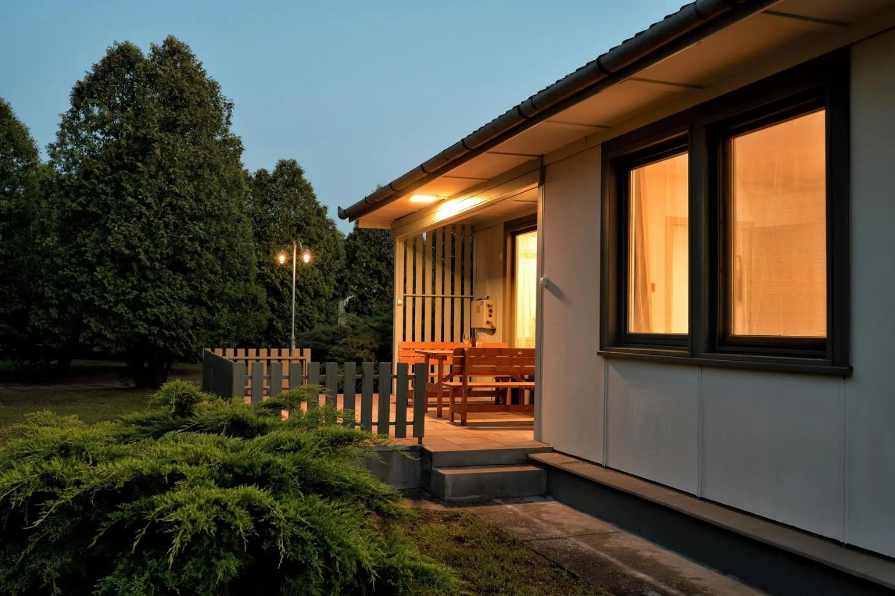 Property building in Parti Üdülő