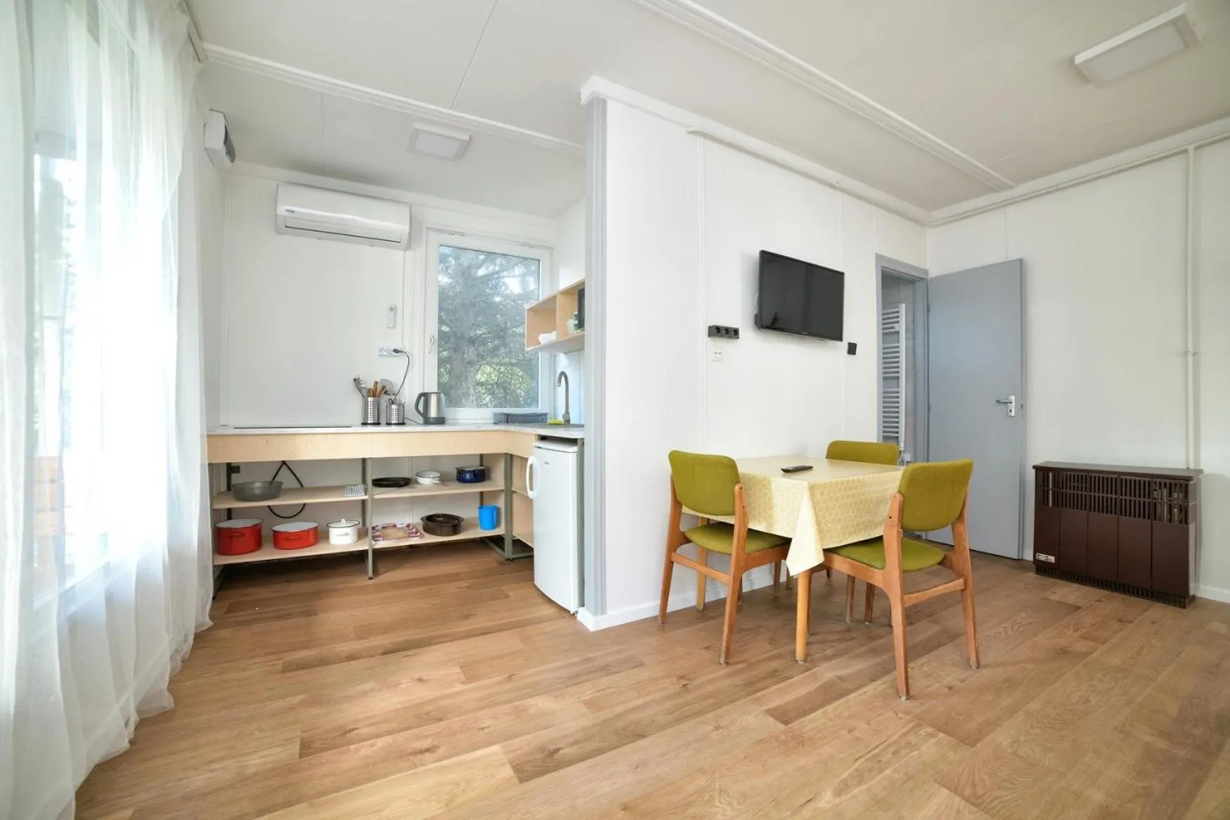 Kitchen or kitchenette in Parti Üdülő