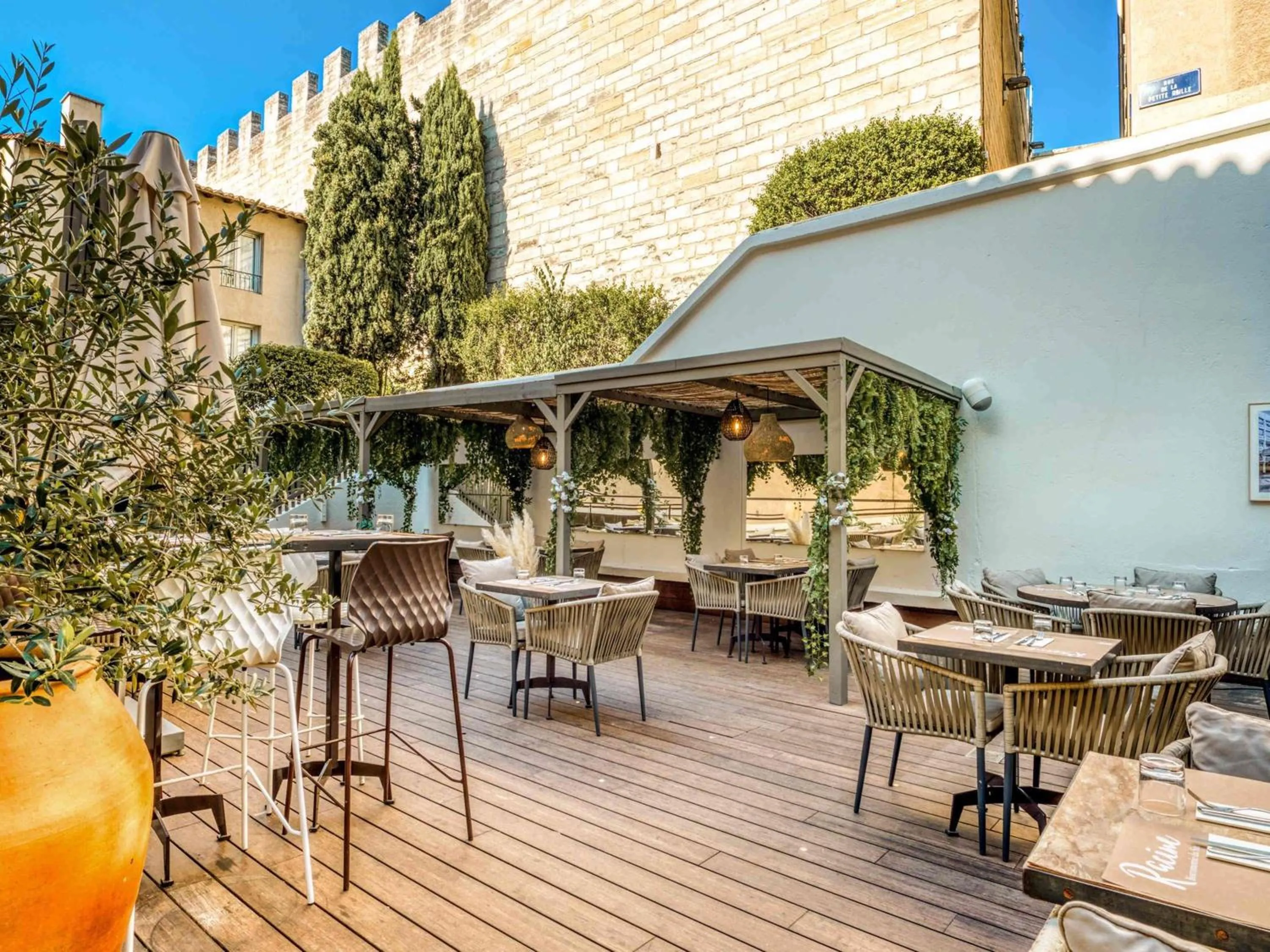 Property building in Mercure Pont d’Avignon Centre