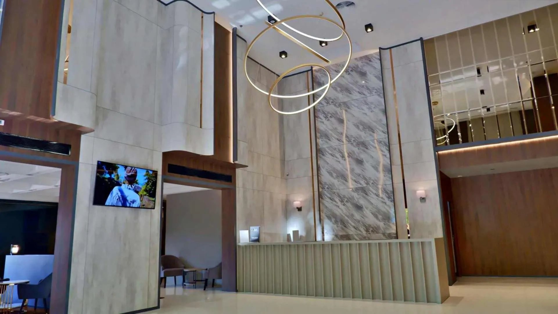 Lobby or reception in Grand Asoke Suites Boutique Residence