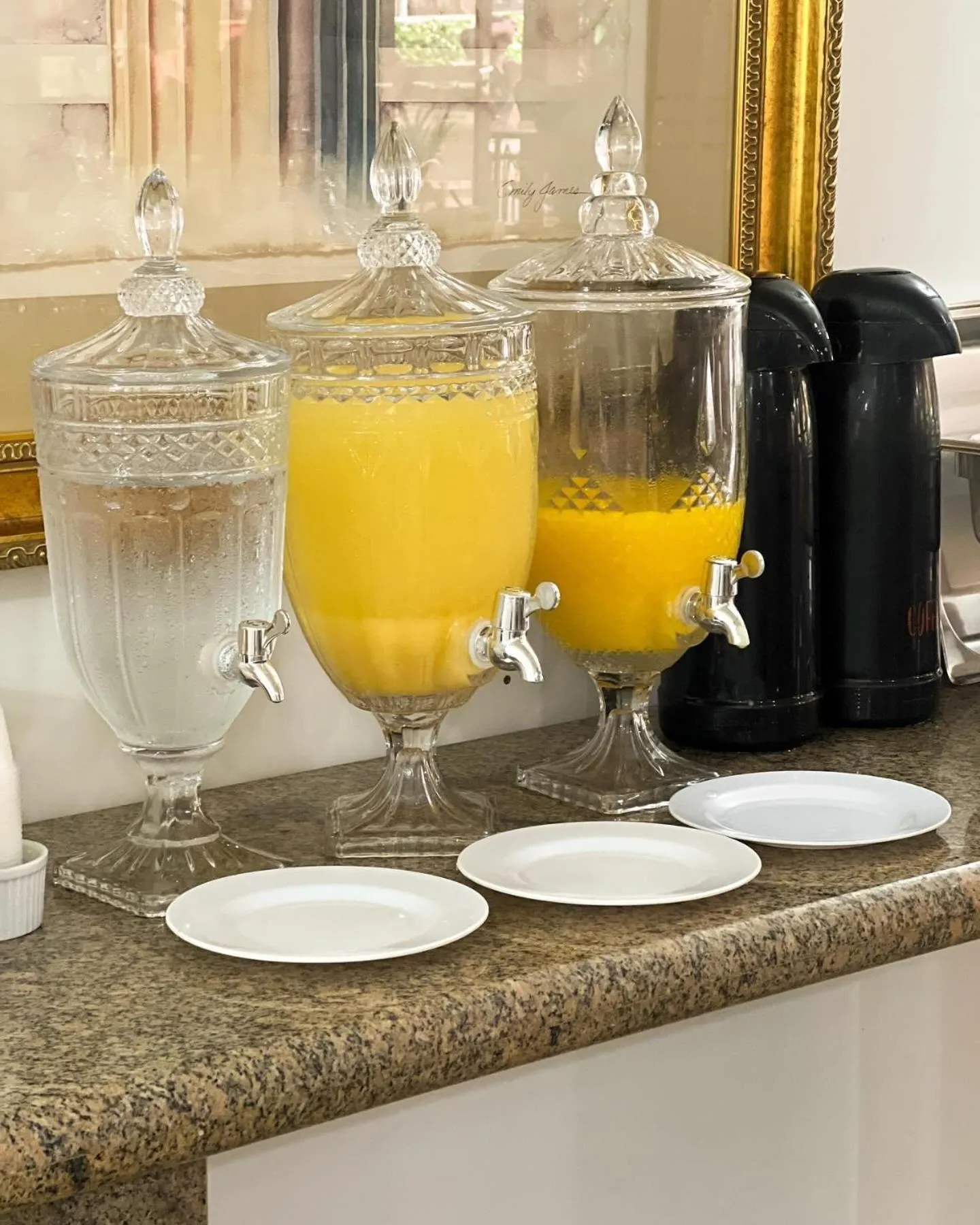 Breakfast in Uberaba Apart Hotel by Easy Hotéis