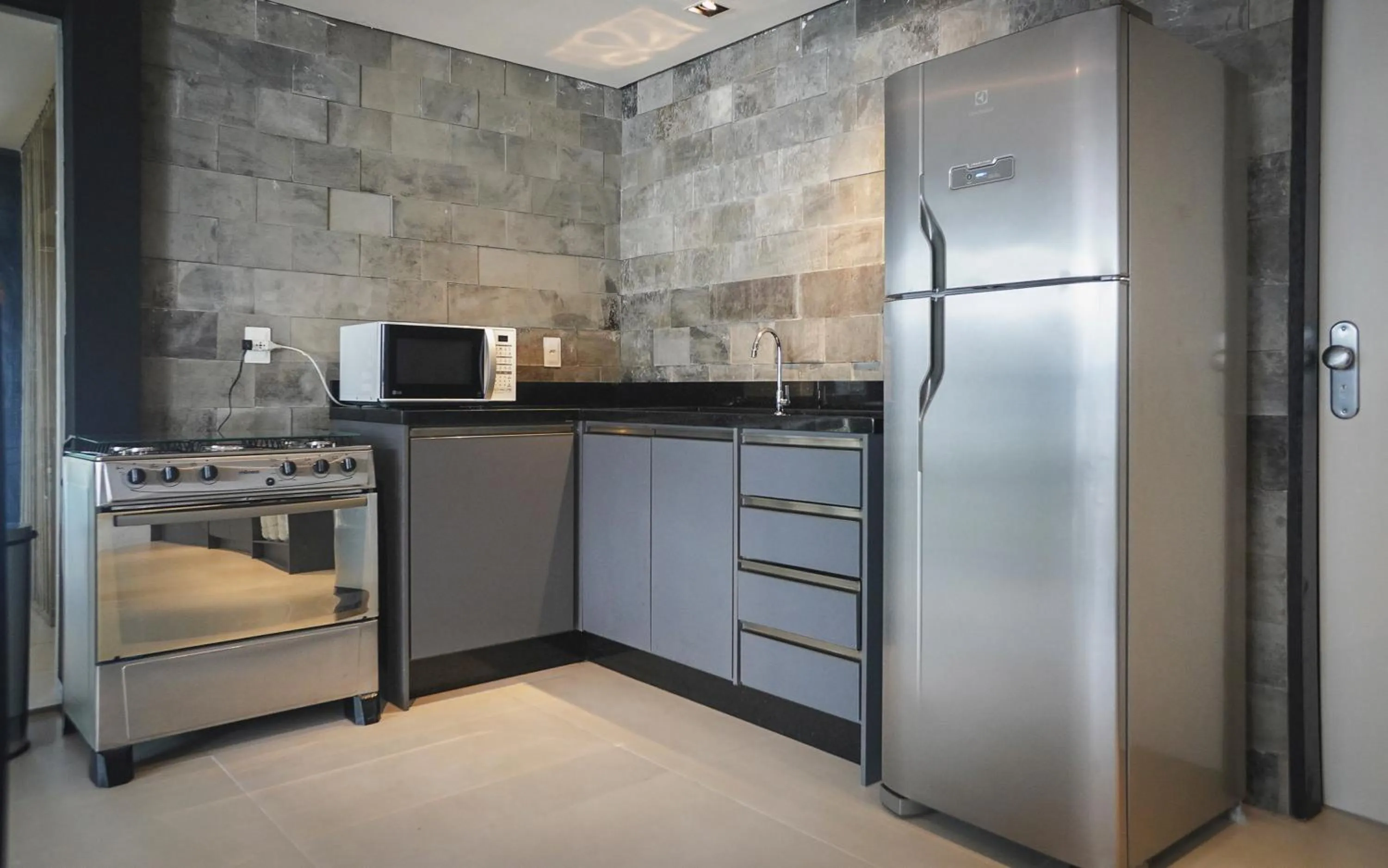 Kitchen or kitchenette in Innbox - Canasvieiras 2